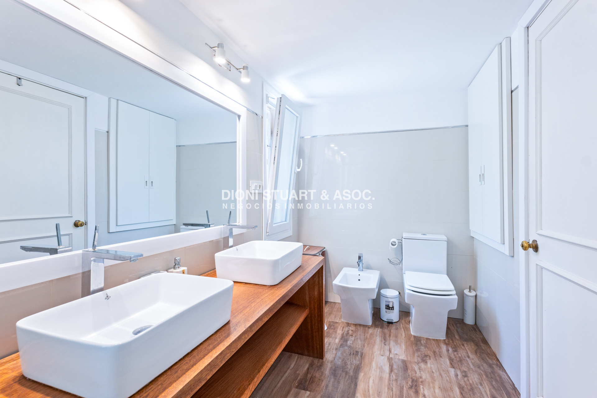 Casa ID.863 - Casa en La Mansa en Venta - 3 Dorm - Piscina