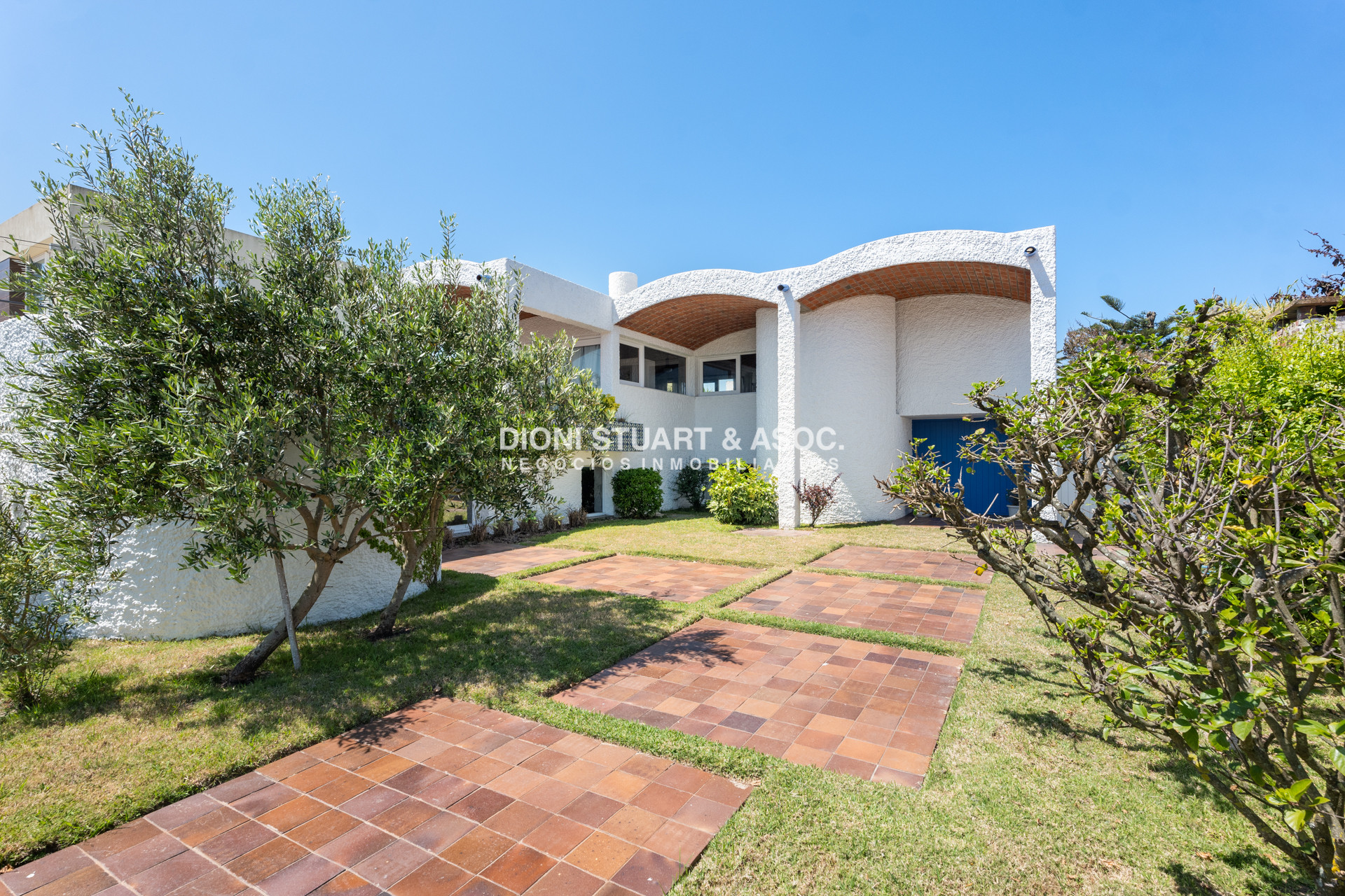 Casa ID.807 - CASA EN VENTA EN LA PENINSULA PUNTA DEL ESTE CON 4 DORMITORIOS