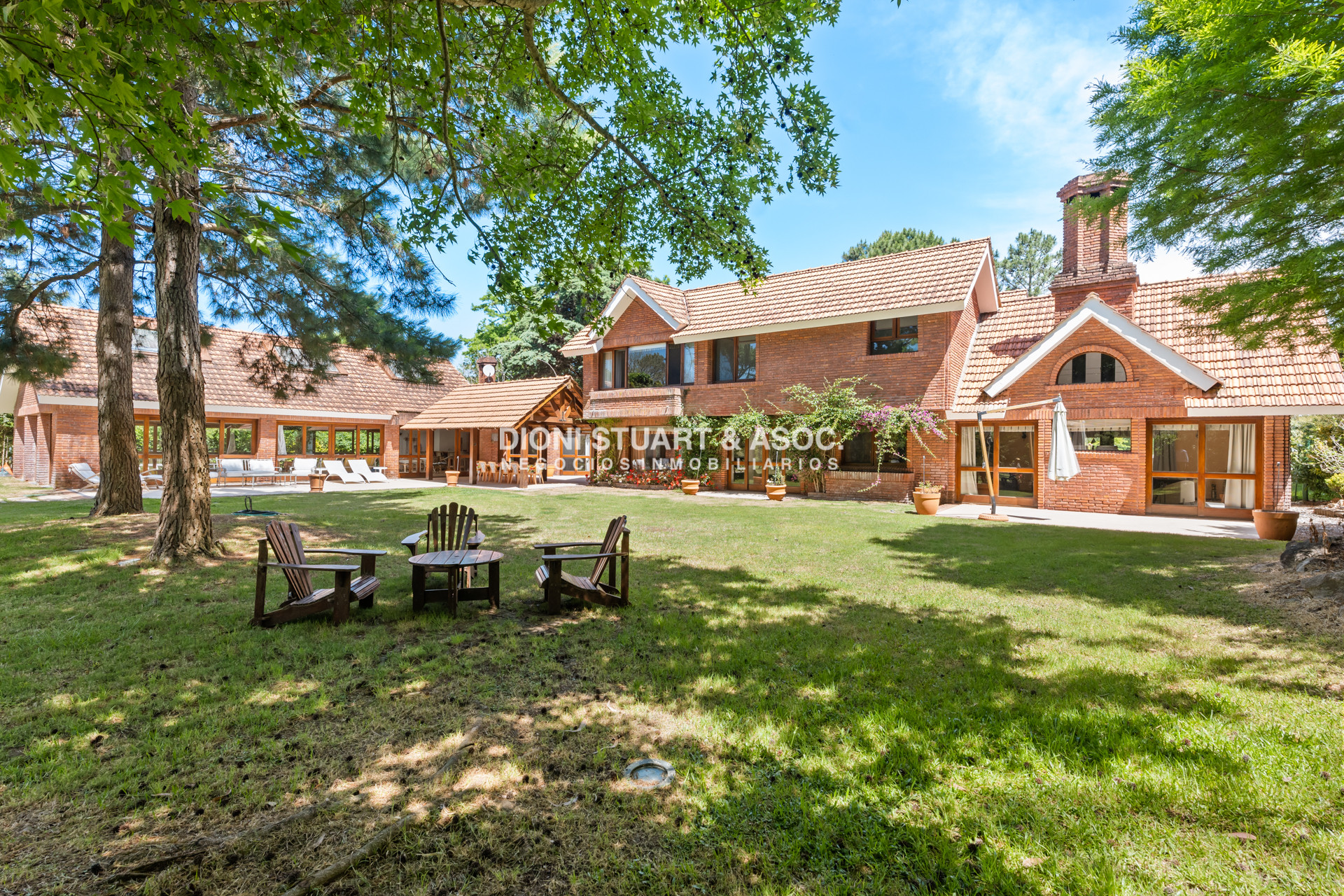 Casa ID.843 - CASA EN VENTA EN EL GOLF - INCREIBLE