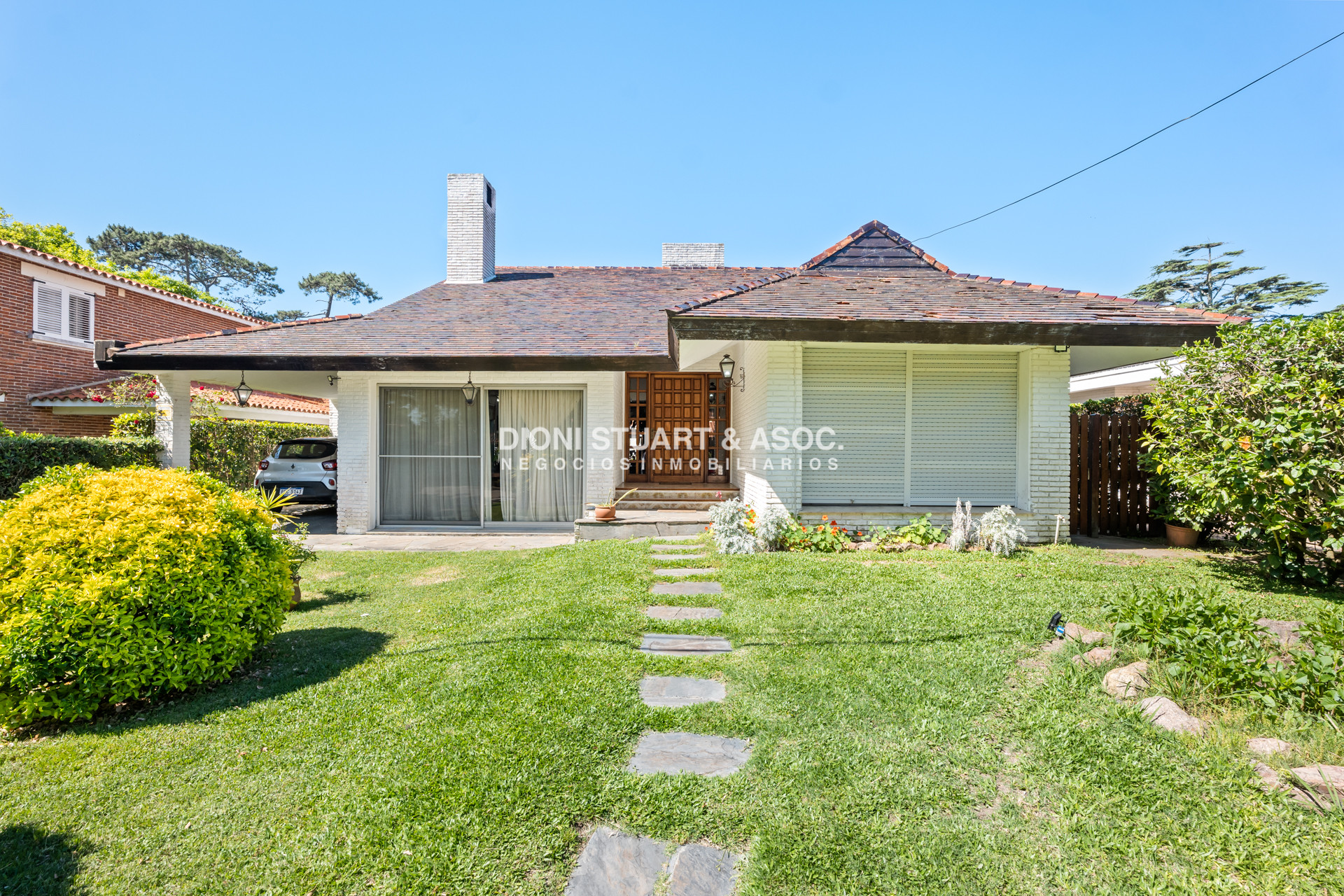 Casa ID.819 - CASA EN VENTA EN LA MANSA CERCA DEL MAR 3 DORMITORIOS + DEPENDENCIA