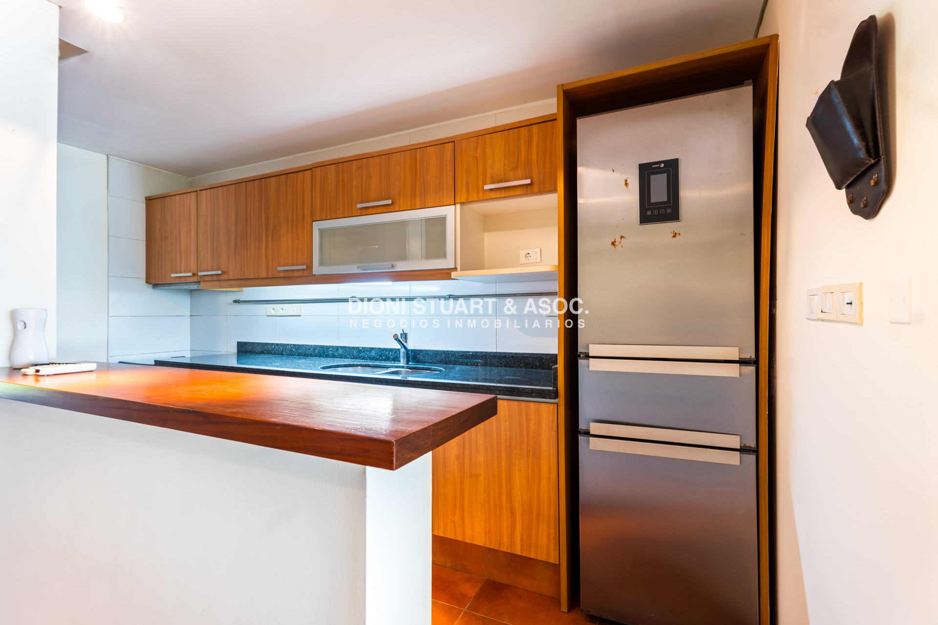 Casa ID.762 - CASA EN VENTA EN MONTOYA CERCA DEL MAR CON 5 DORMITORIOS - LA BARRA