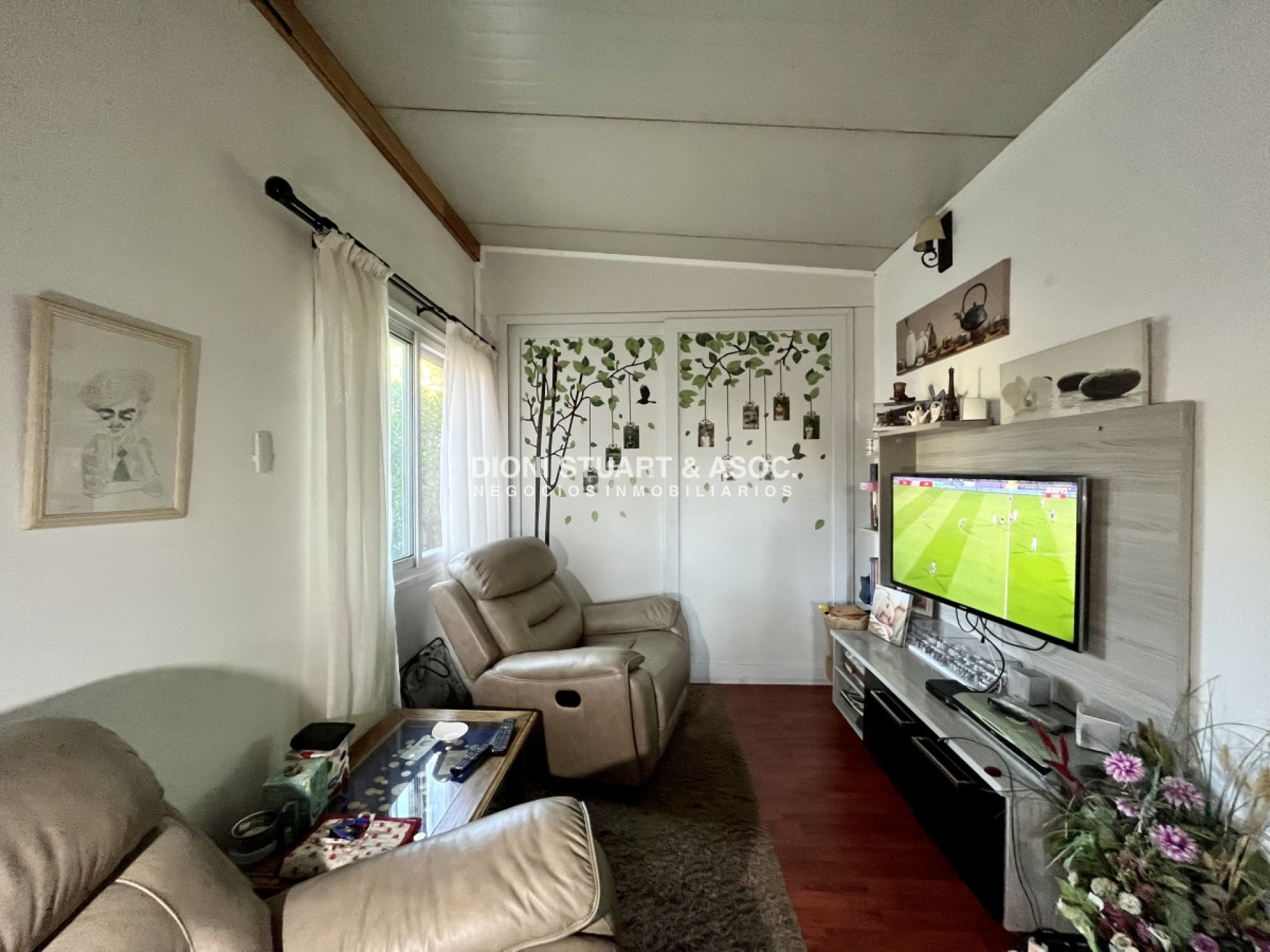 Casa ID.108 - Se vende casa en Parque Burnett