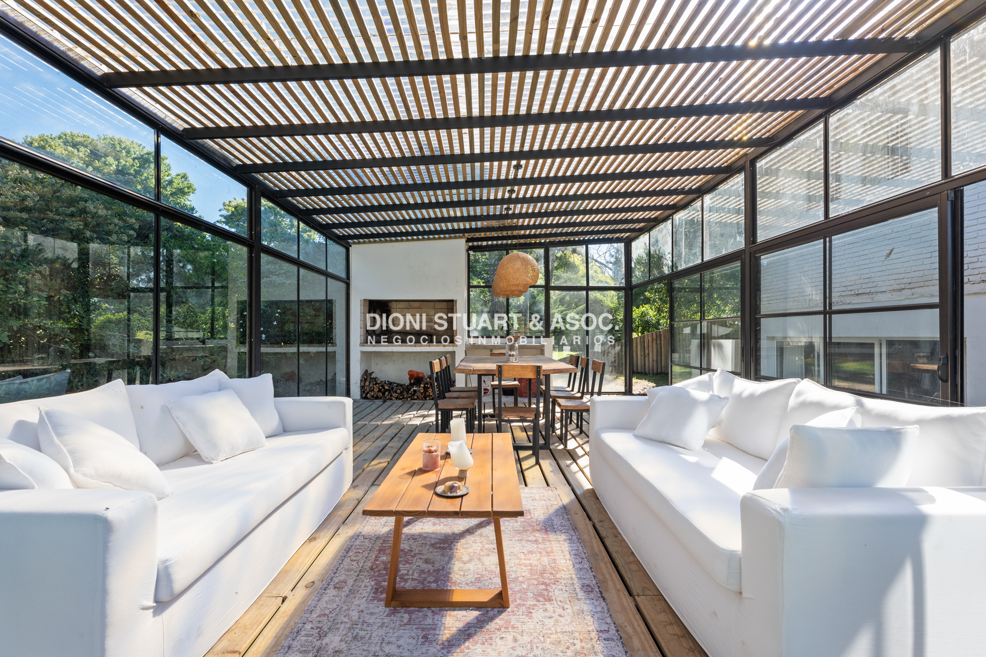 Casa ID.857 - CASA EN VENTA EN EL GOLF DE 4 DORMITORIOS Y DEP. - VISTA DIRECTA AL GOLF