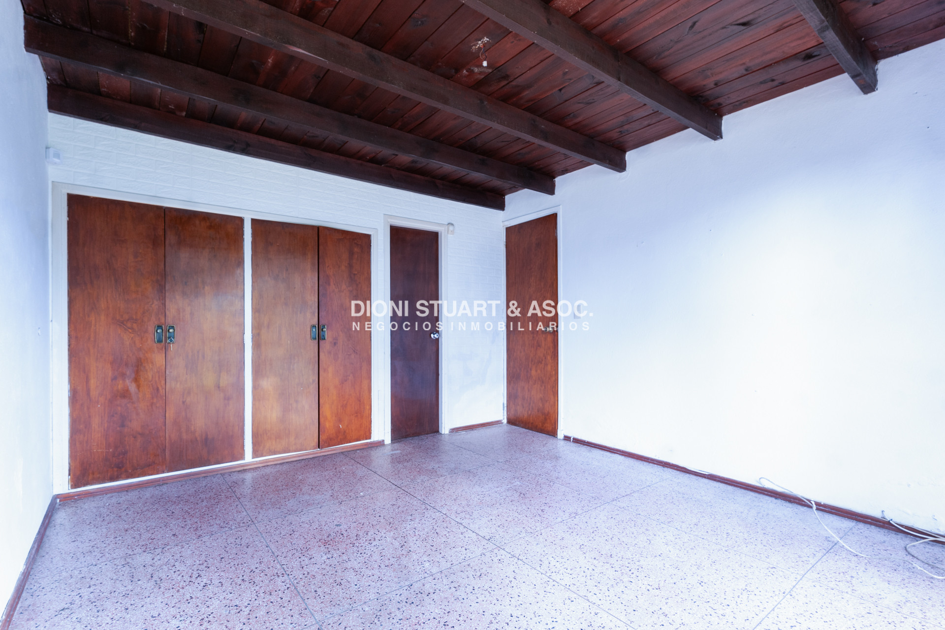 Casa ID.1060 - VENTA CASA 2 DORMITORIOS MALDONADO CERCA DEL MAR LAS DELICIAS