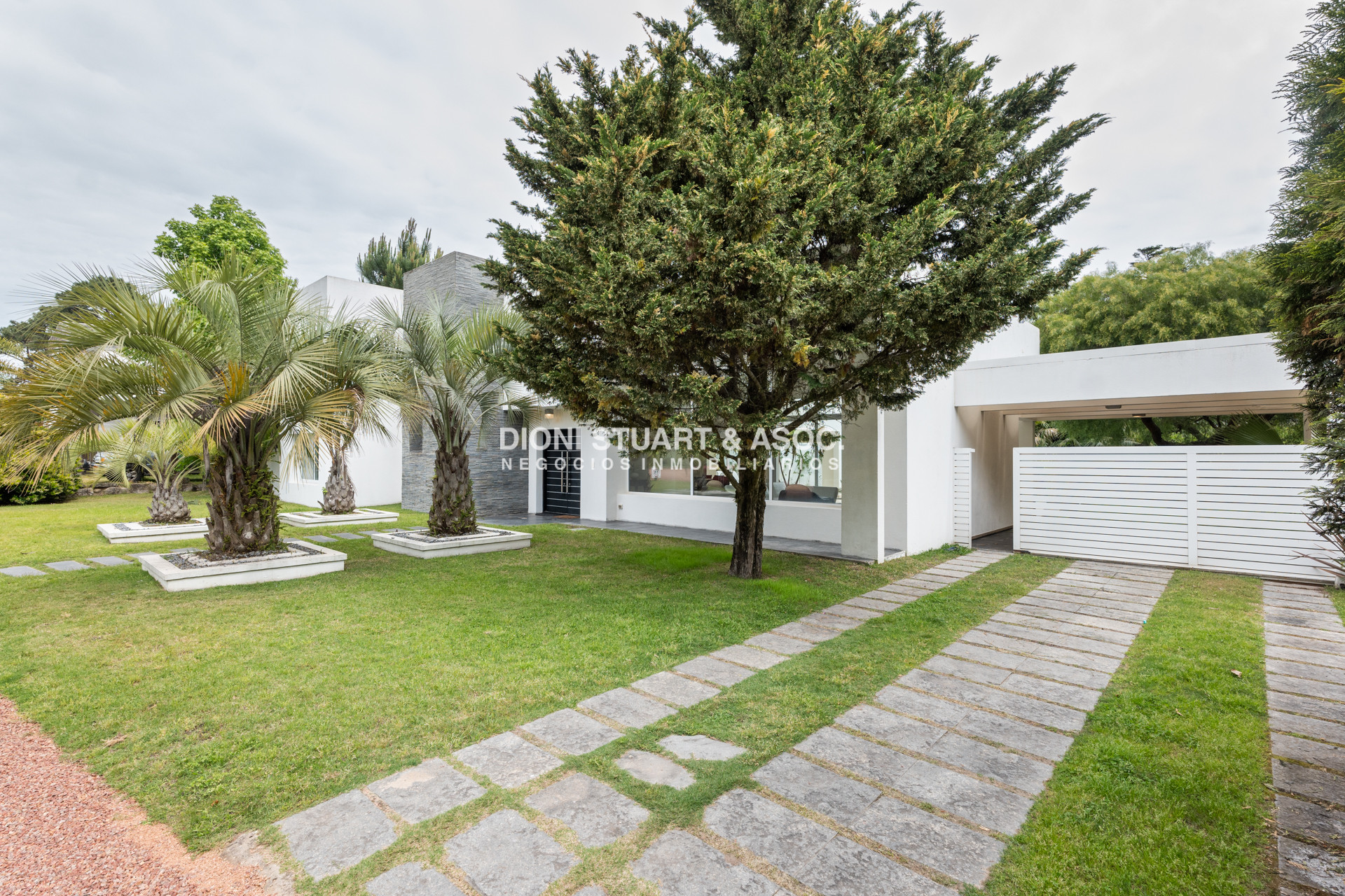 Casa ID.809 - Casa en Boluevard Park - 5 Dormitorios