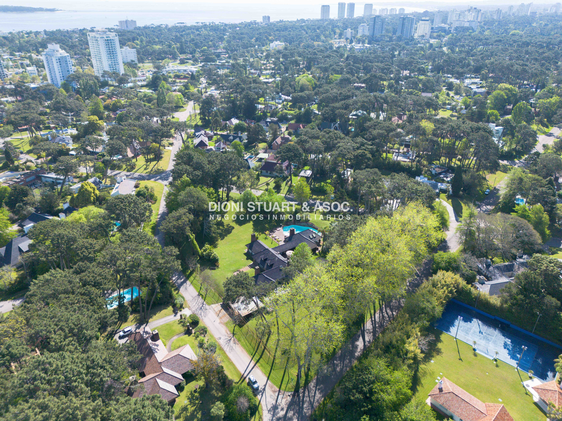 Casa ID.1141 - MANSIÓN EN LUGANO - CERCA DE TODO