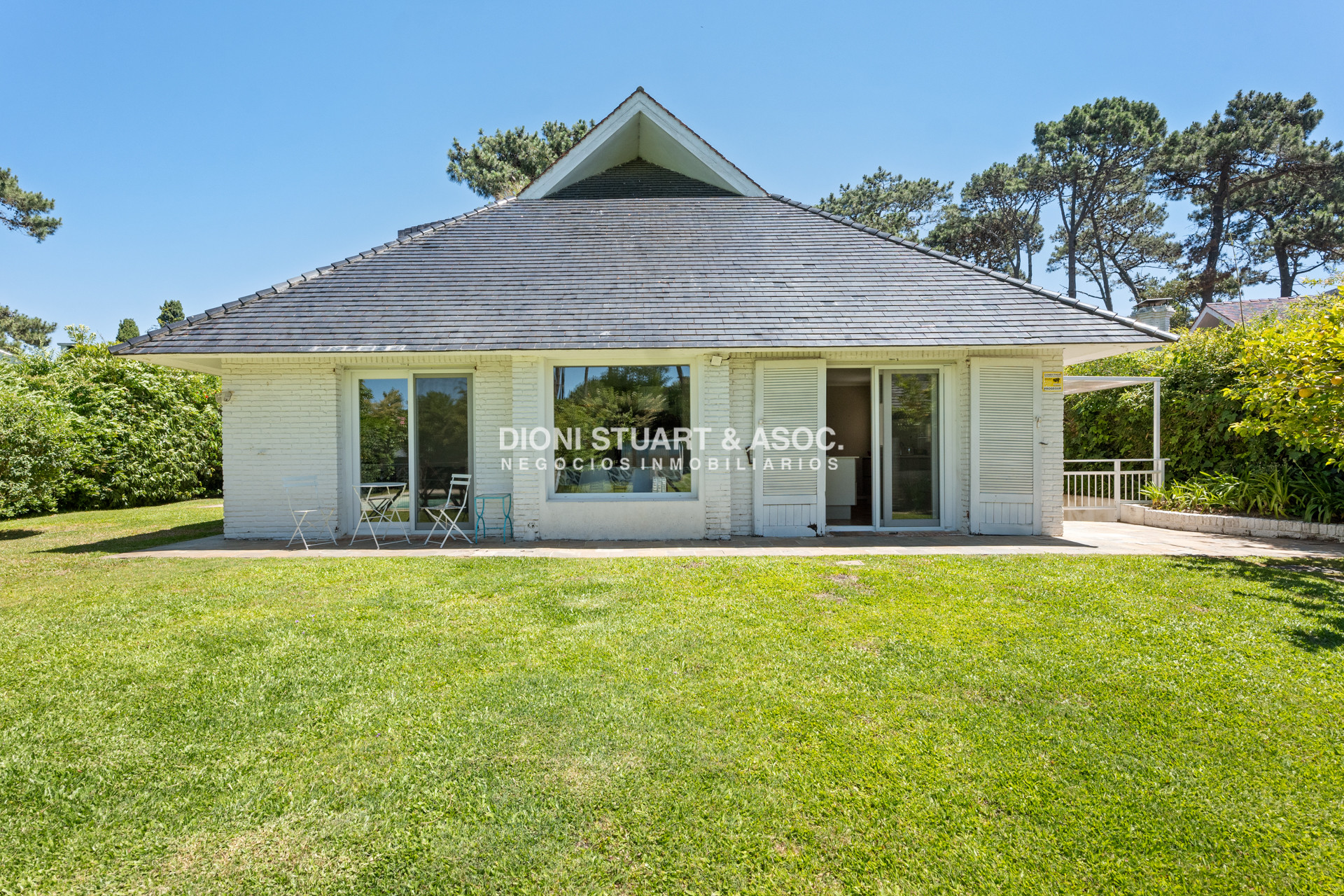 Casa ID.863 - Casa en La Mansa en Venta - 3 Dorm - Piscina