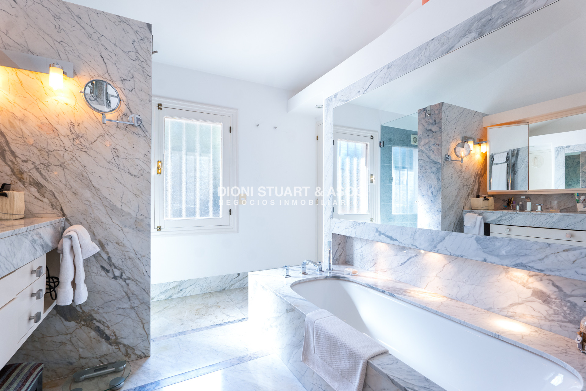 Casa ID.923 - IMPONENTE CASA EN PLAYA BRAVA - ELEGANCIA Y CONFORT