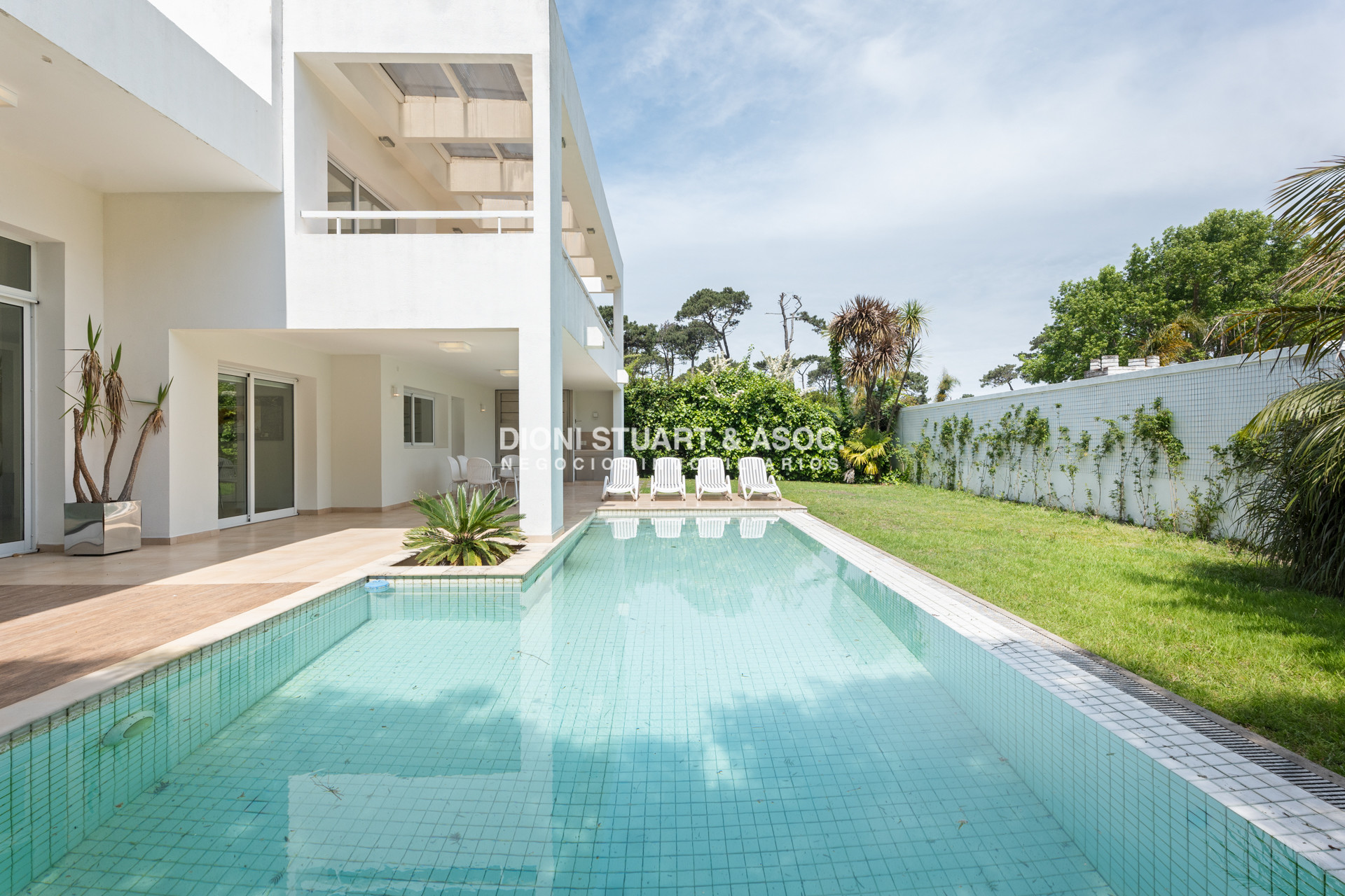 Casa ID.809 - Casa en Boluevard Park - 5 Dormitorios