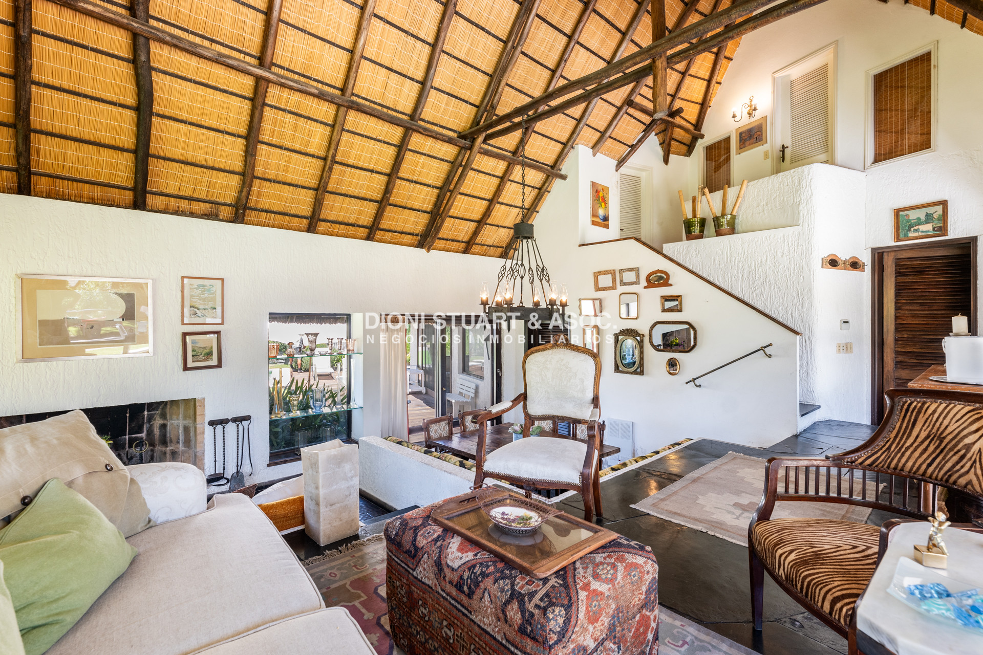 Casa ID.888 - CASA EN SAN RAFAEL - 4 DORMITORIOS - PISCINA CLIMATIZADA