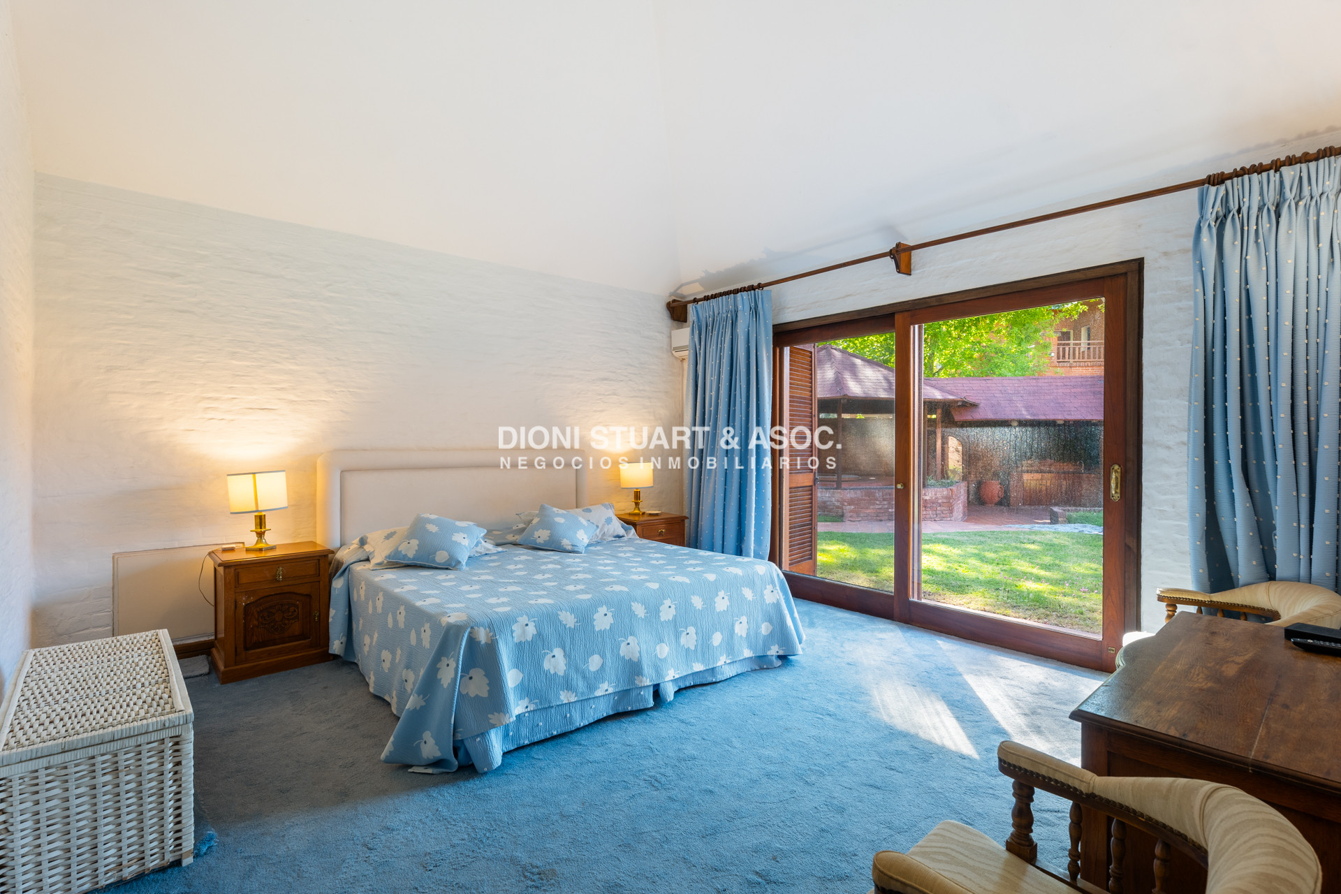 Casa ID.797 - Casa en Alquiler en Barrio Golf - Playa Brava - 5 Dormitorios y Piscina