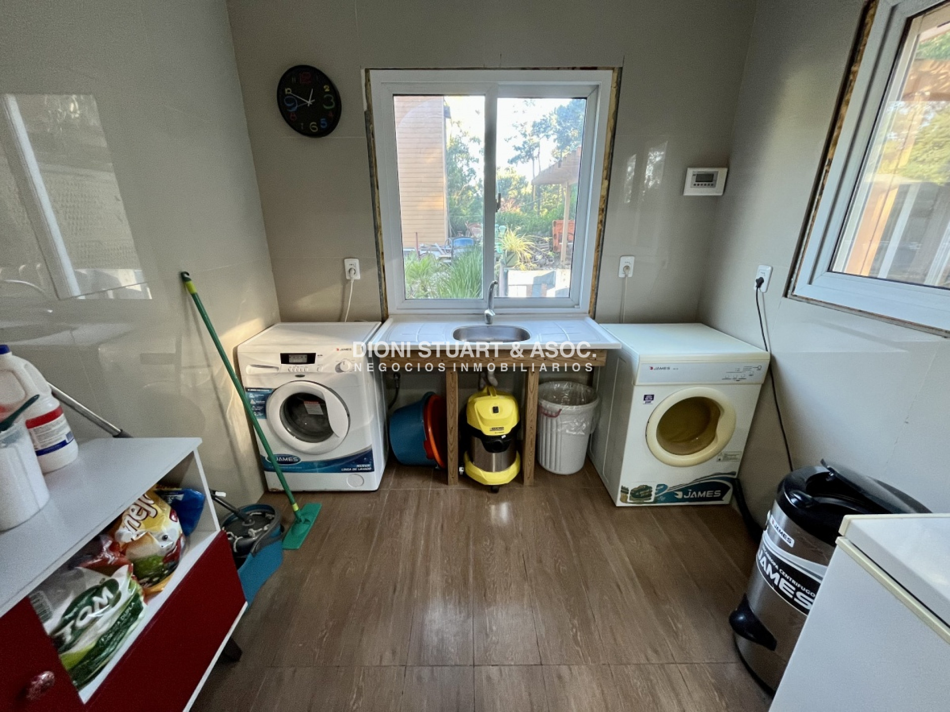 Casa ID.108 - Se vende casa en Parque Burnett