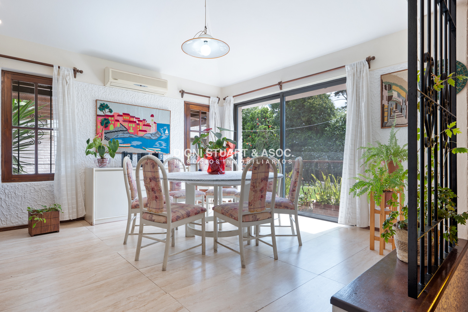 Casa ID.644 - OPORTUNIDAD - CASA EN ROOSEVELT - 5 DORMITORIOS Y 5 BAÑOS - PISCINA CLIMATIZADA