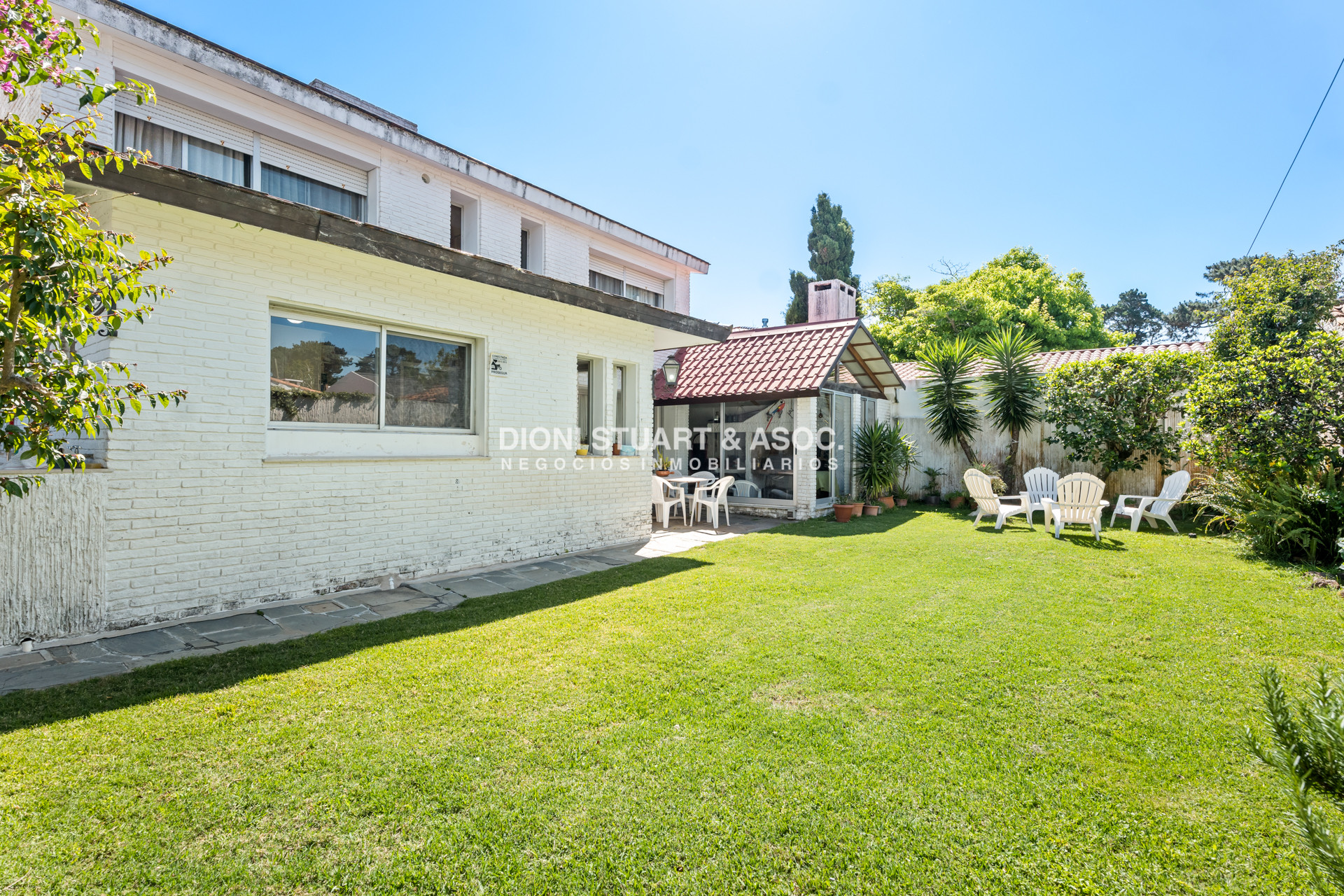Casa ID.819 - CASA EN VENTA EN LA MANSA CERCA DEL MAR 3 DORMITORIOS + DEPENDENCIA