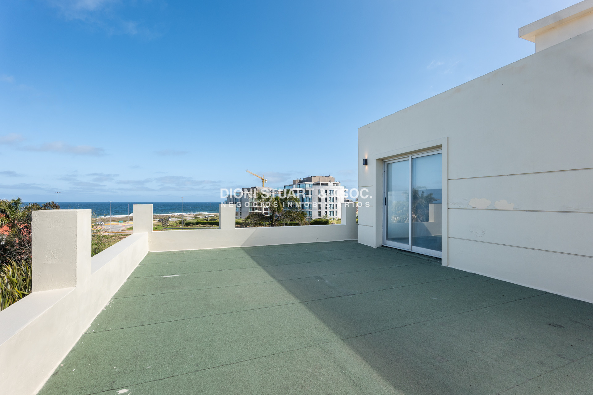 Casa ID.763 - Impresionante Casa A Metros del Mar - El Chorro - La Barra - 5 Dorm
