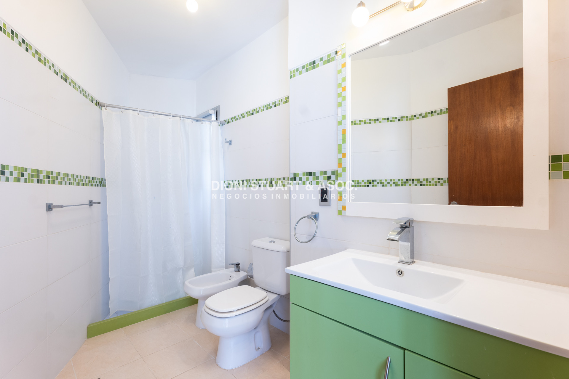 Casa ID.763 - Impresionante Casa A Metros del Mar - El Chorro - La Barra - 5 Dorm