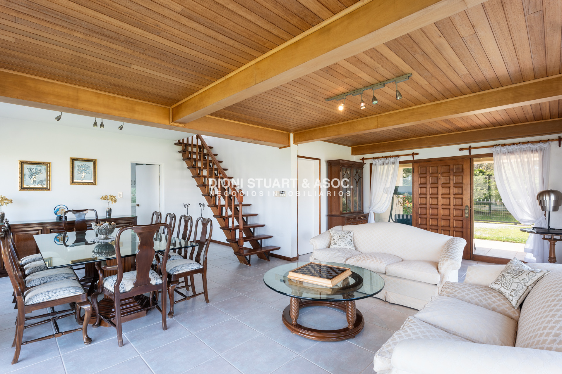 Casa ID.769 - Mansion En Primera Linea Playa Mansa