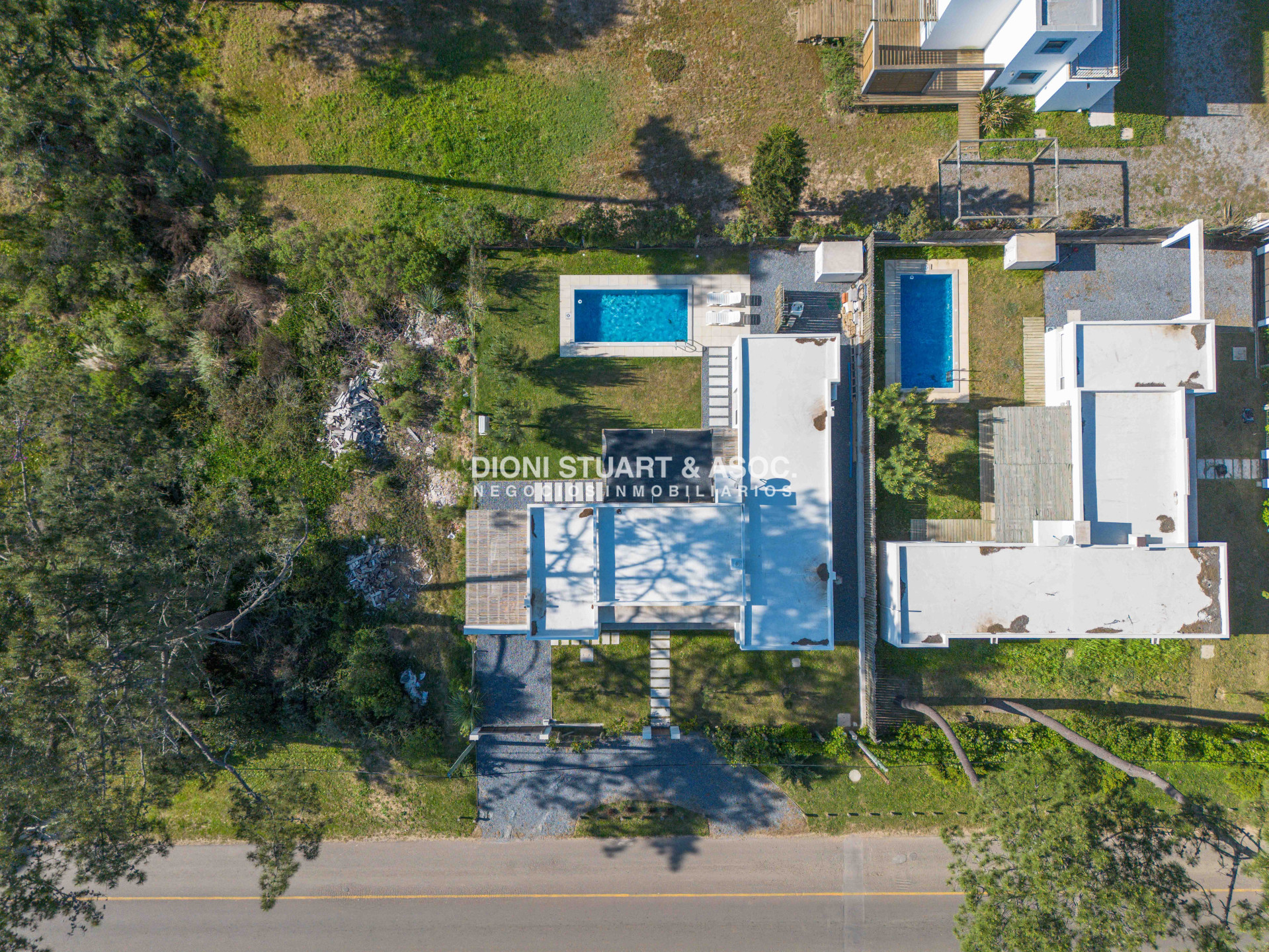 Casa ID.805 - CASA NUEVA EN VENTA EN MONTOYA LA BARRA - 3 DORMITORIOS Y PISCINA
