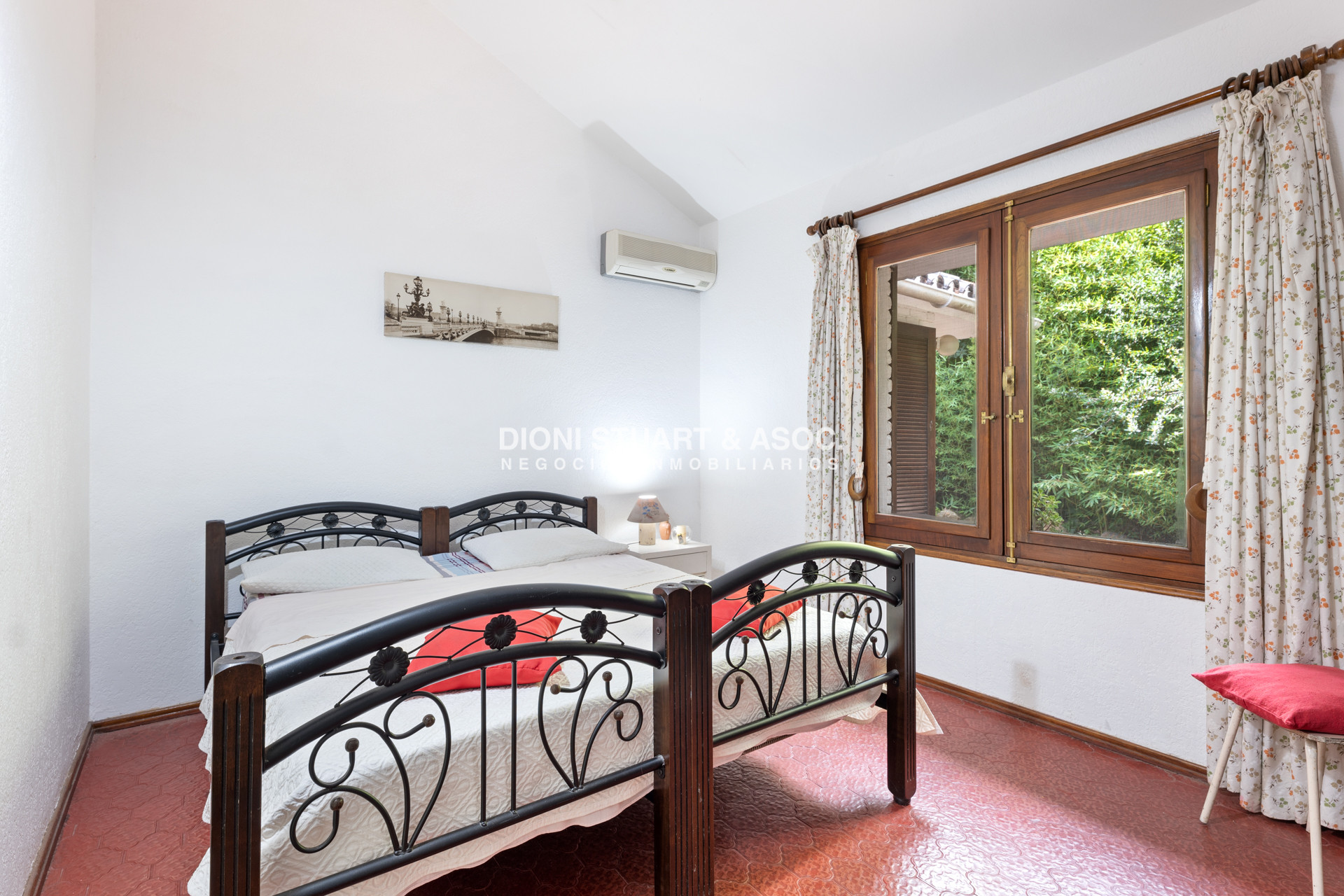 Casa ID.644 - OPORTUNIDAD - CASA EN ROOSEVELT - 5 DORMITORIOS Y 5 BAÑOS - PISCINA CLIMATIZADA