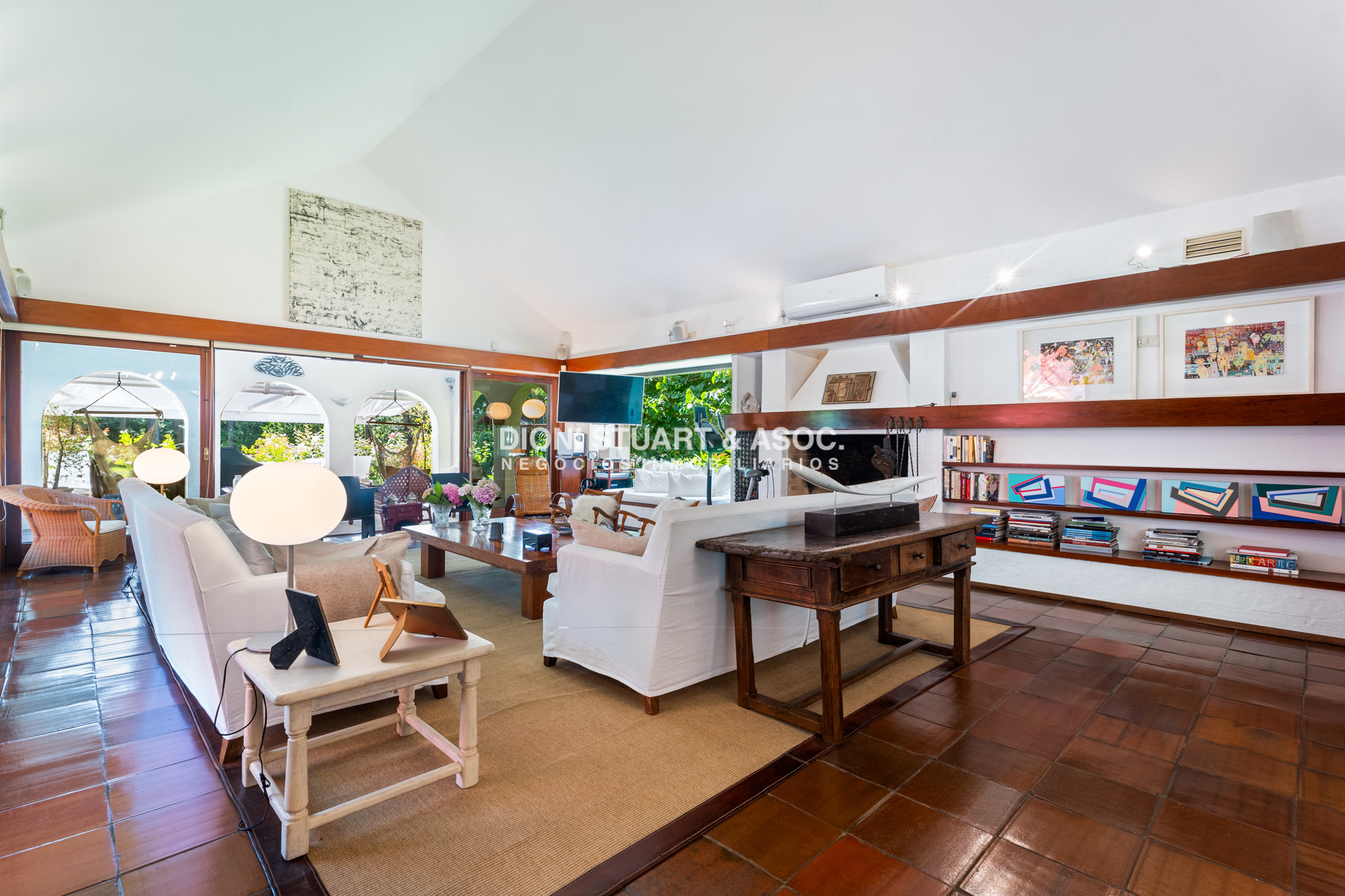 Casa ID.889 - CASA EN VENTA IMPONENTE EN EL GOLF - SAN RAFAEL - 6 DORMITORIOS