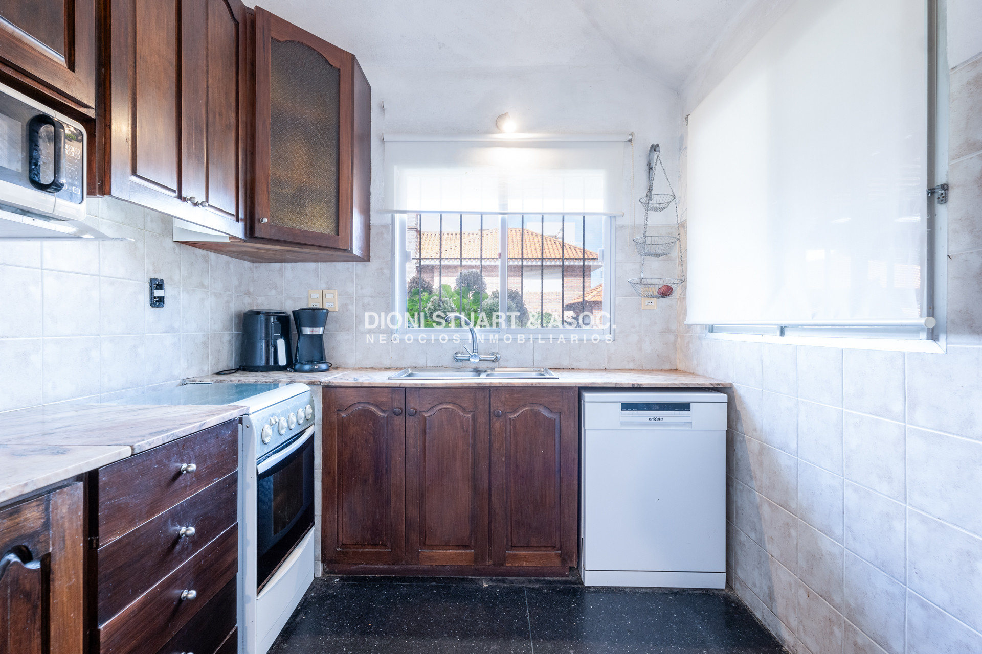 Casa ID.941 - CASA EN VENTA CERCA DEL MAR PLAYA BRAVA RINCON DEL INDIO - 4 DORMITORIOS + BARBACOA + PISCINA