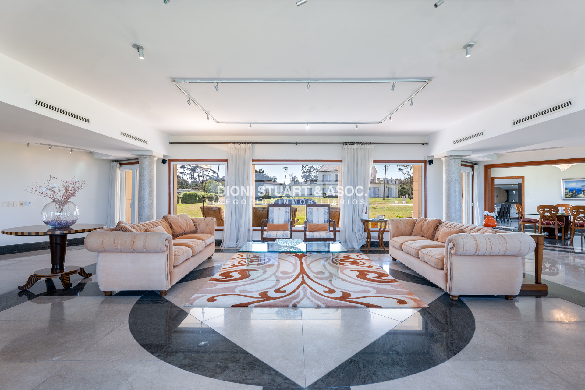 Casa ID.769 - Mansion En Primera Linea Playa Mansa