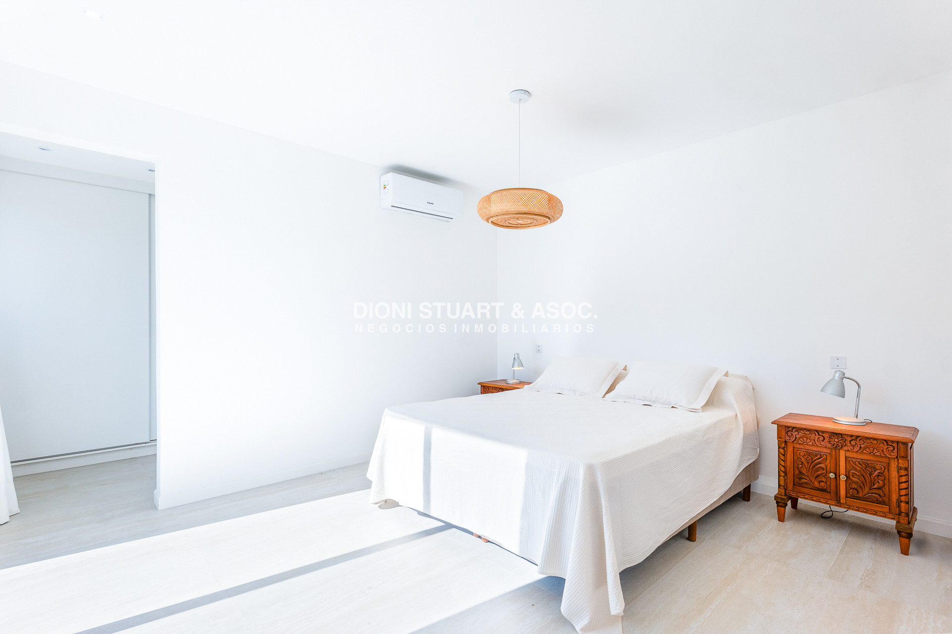 Casa ID.805 - CASA NUEVA EN VENTA EN MONTOYA LA BARRA - 3 DORMITORIOS Y PISCINA