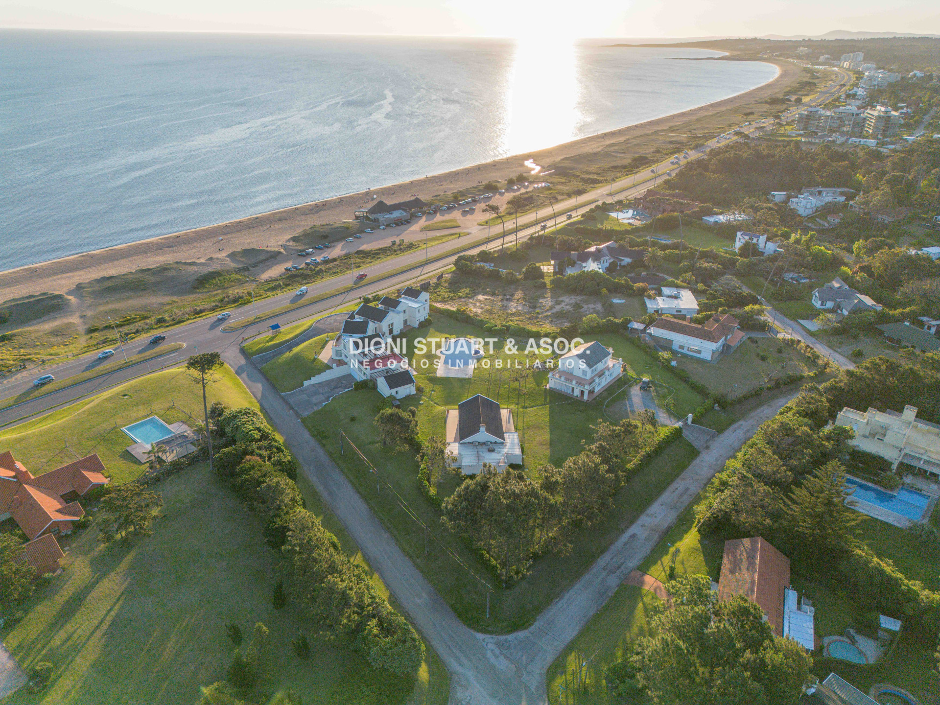 Casa ID.769 - Mansion En Primera Linea Playa Mansa