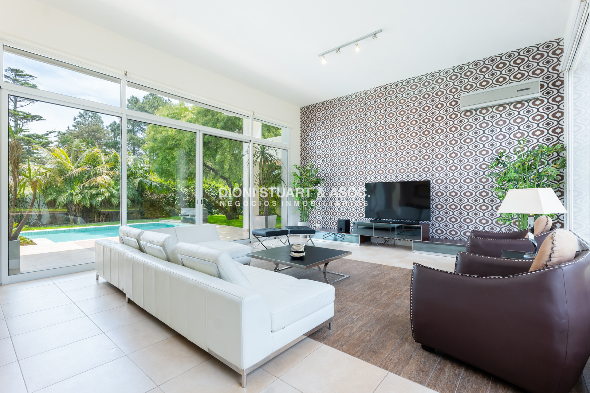 Casa ID.809 - Casa en Boluevard Park - 5 Dormitorios