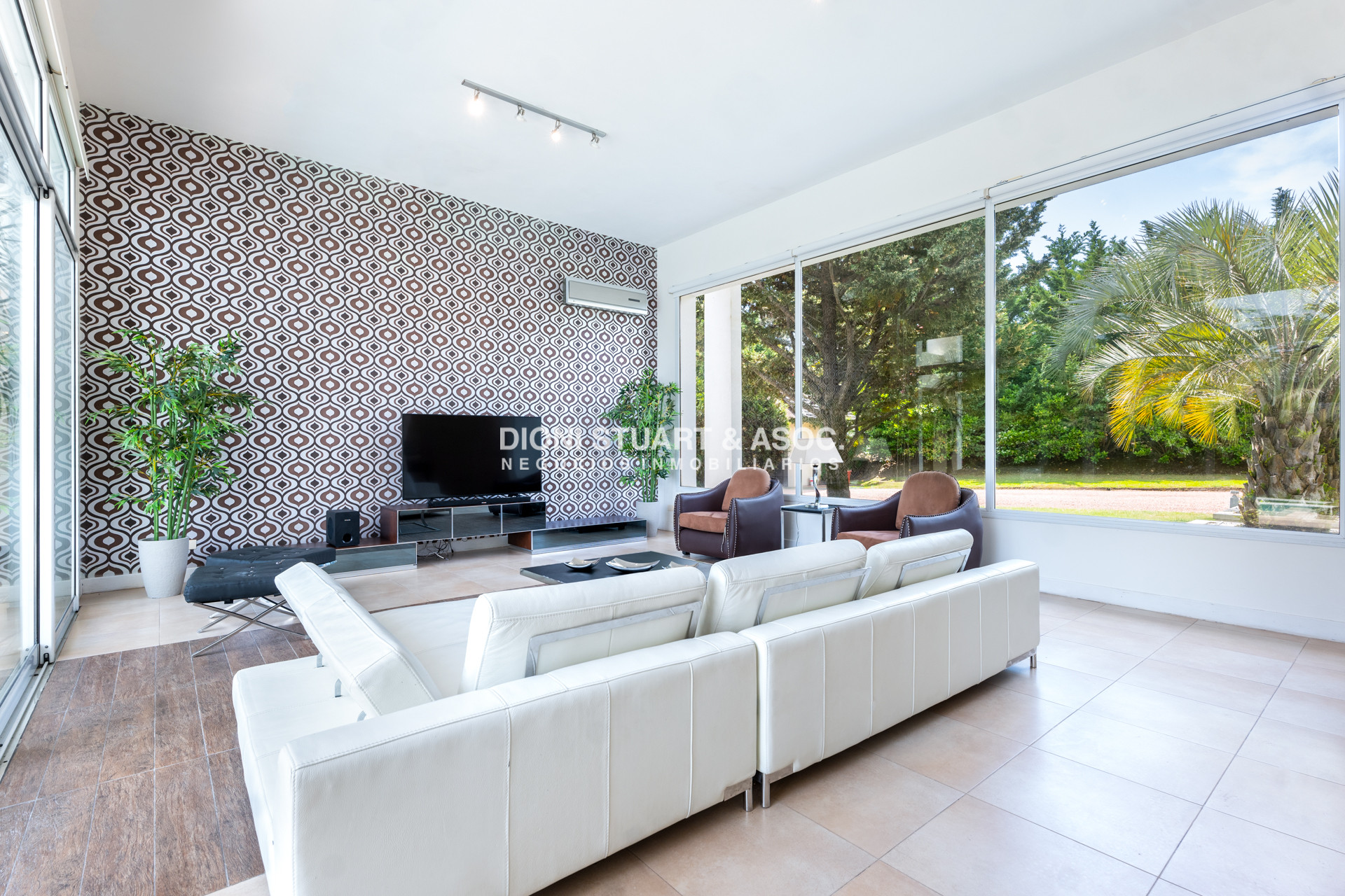 Casa ID.809 - Casa en Boluevard Park - 5 Dormitorios