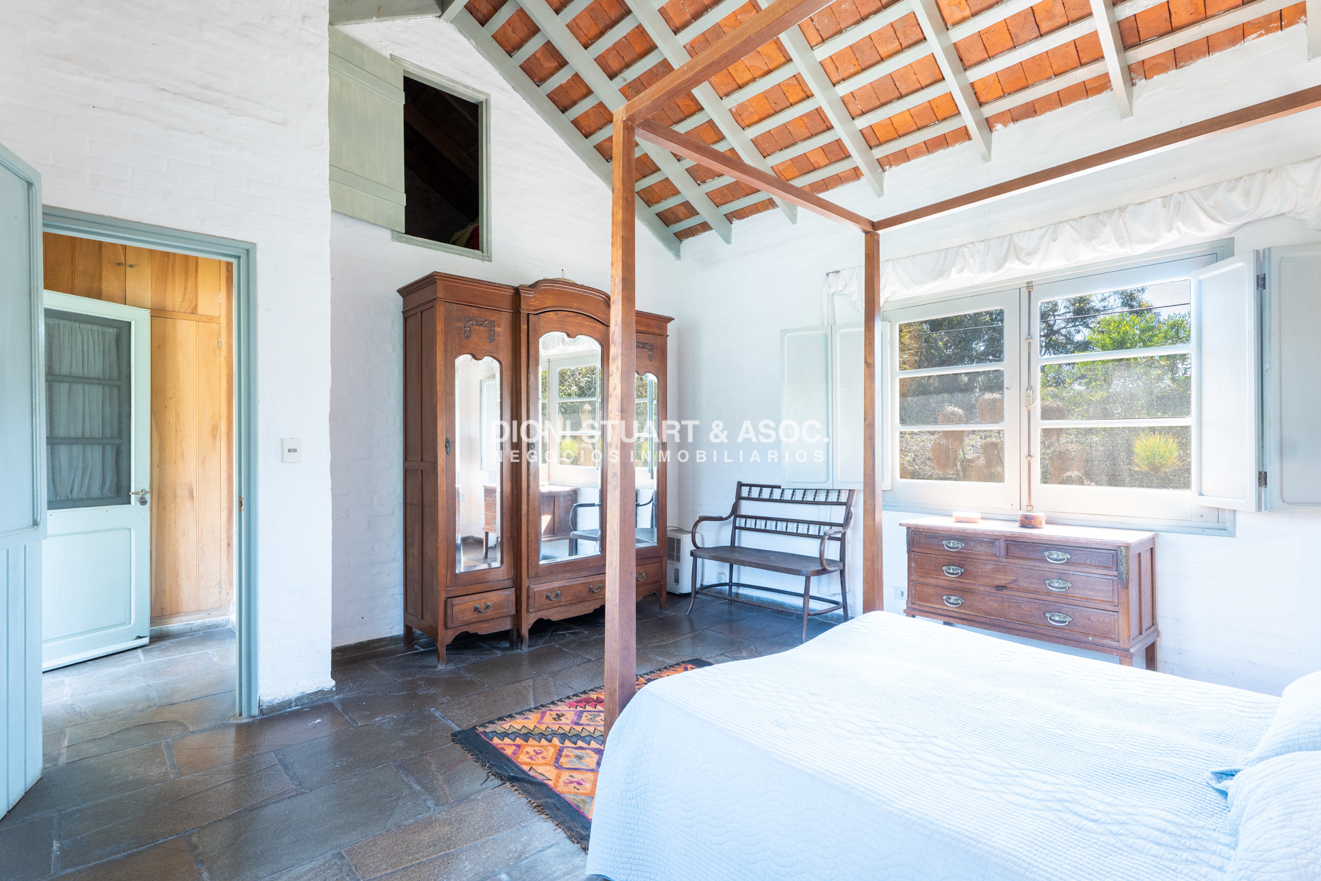 Casa ID.765 - ALQUILER DE TEMPORADA CASA EN LA BARRA CON 4 DORMITORIOS Y PISCINA MUY CERCA DEL MAR