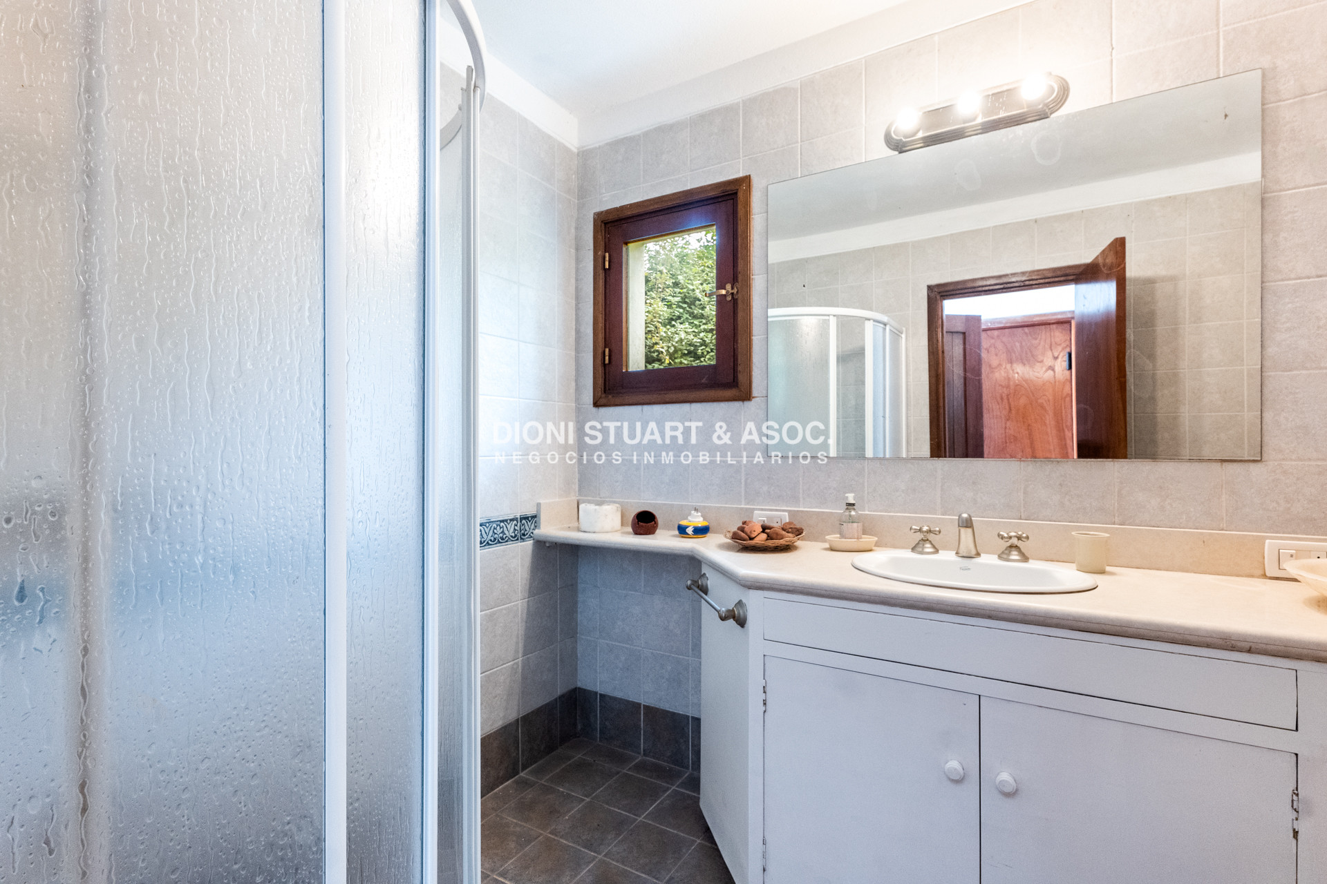Casa ID.803 - CASA EN VENTA EN EL GOLF CON 8 DORMITORIOS EN SUTIE