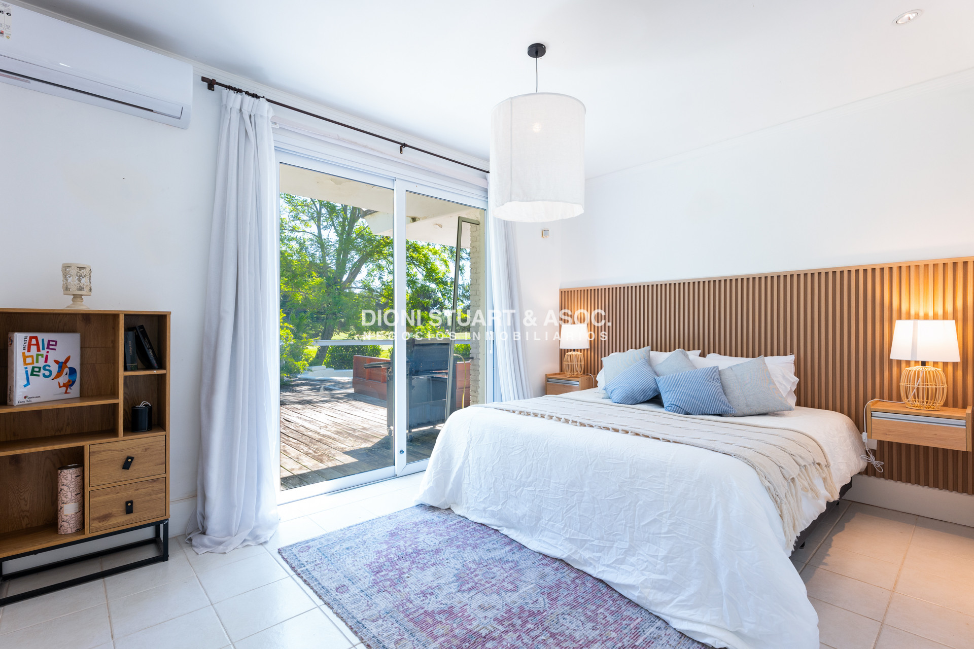 Casa ID.857 - CASA EN VENTA EN EL GOLF DE 4 DORMITORIOS Y DEP. - VISTA DIRECTA AL GOLF