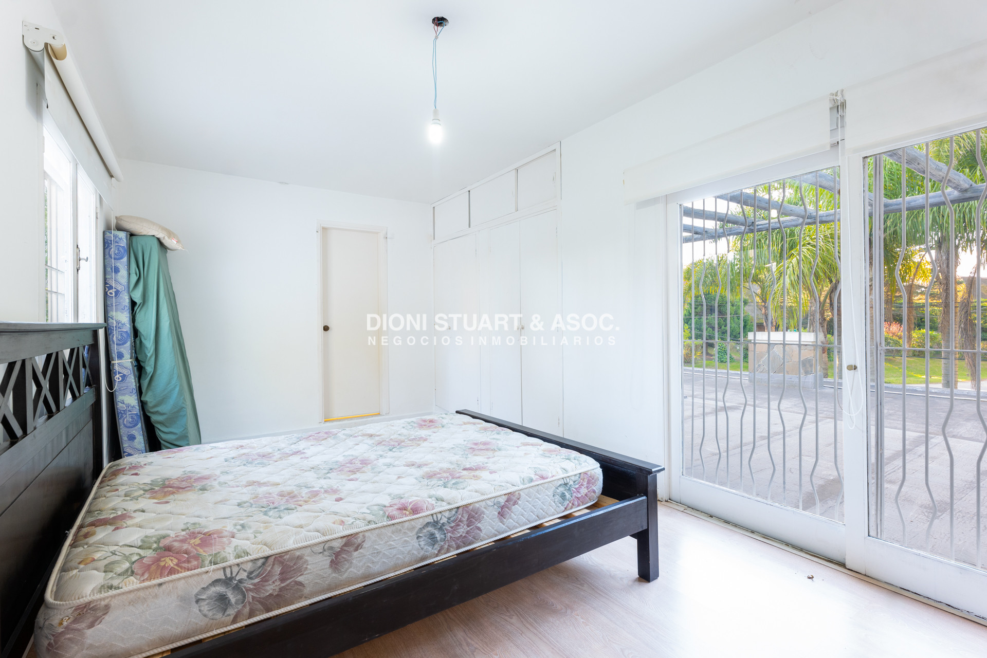 Casa ID.810 - CASA EN ALQUILER DE VERANO CON 4 DORMITORIOS CON PISCINA EN CANTEGRIL CERCA DE TODO 