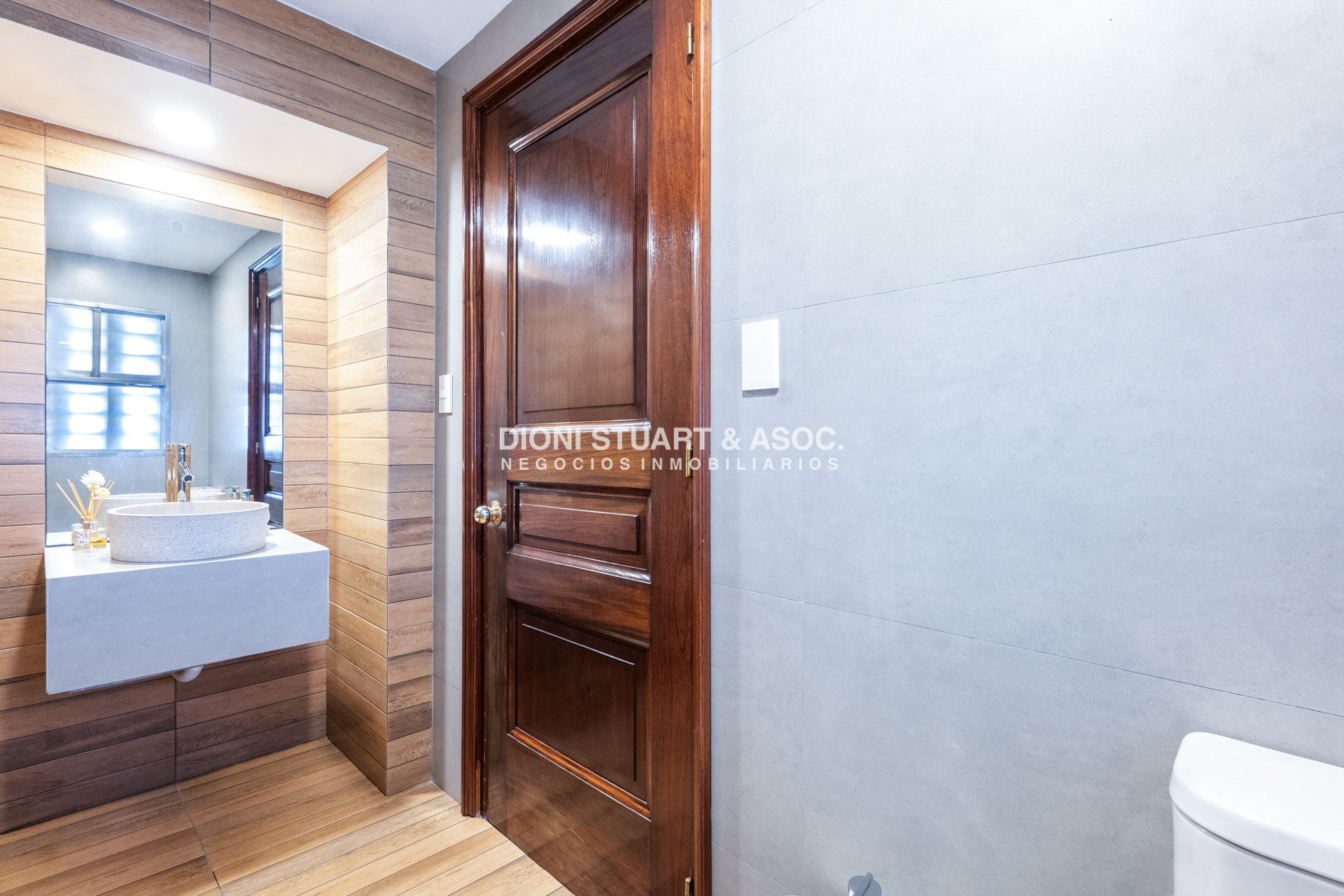 Casa ID.1141 - MANSIÓN EN LUGANO - CERCA DE TODO