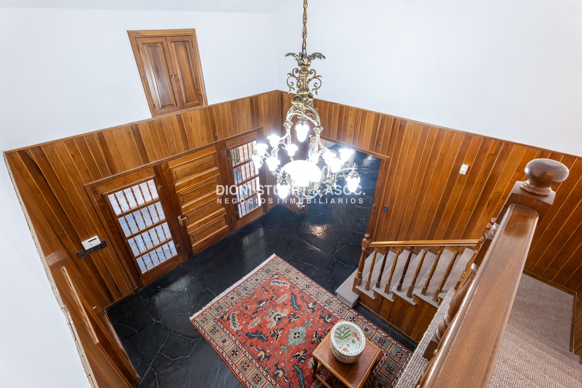 Casa ID.878 - CASA EN VENTA EN PINARES - SUPER TERRENO Y MEGA CONSTRUCCIÓN