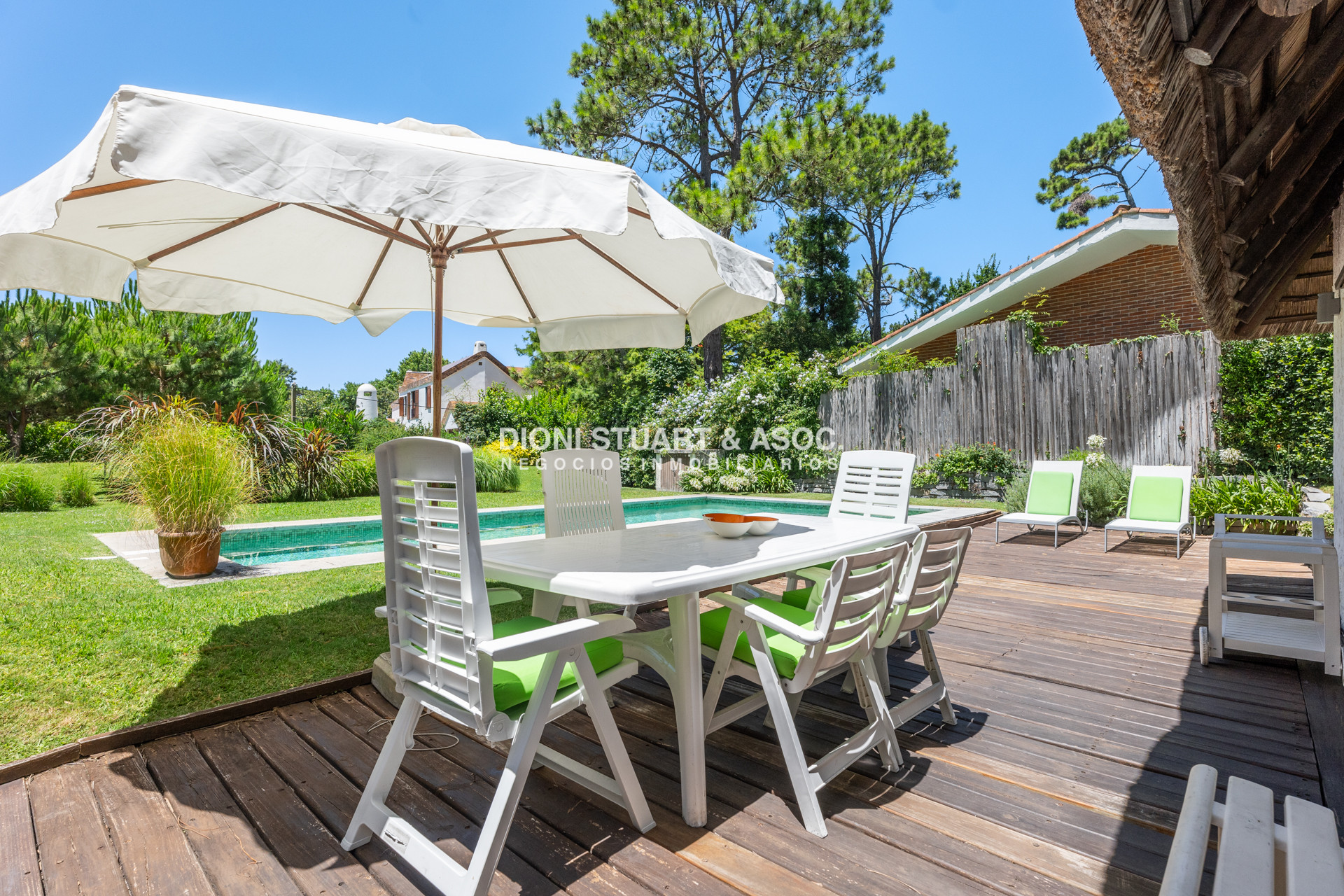 Casa ID.888 - CASA EN SAN RAFAEL - 4 DORMITORIOS - PISCINA CLIMATIZADA