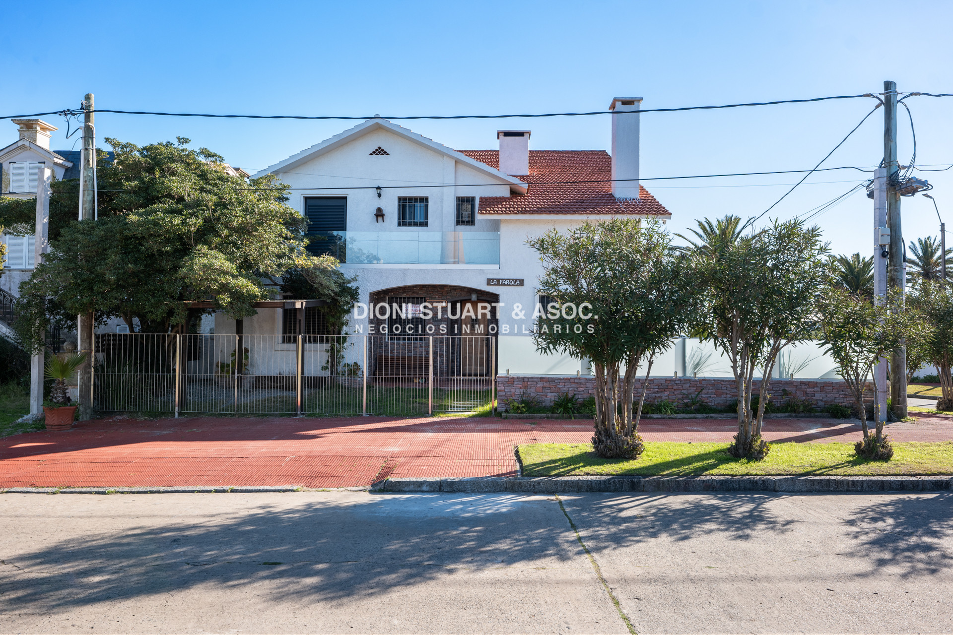 Casa ID.527 - CASA EN VENTA EN PUNTA DEL ESTE - 4 DORMITORIOS