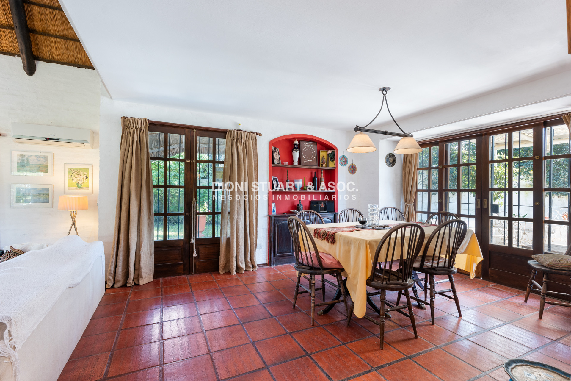 Casa ID.725 - Casa En Venta -  San Rafael - 3 Dormitorios y Dependencia