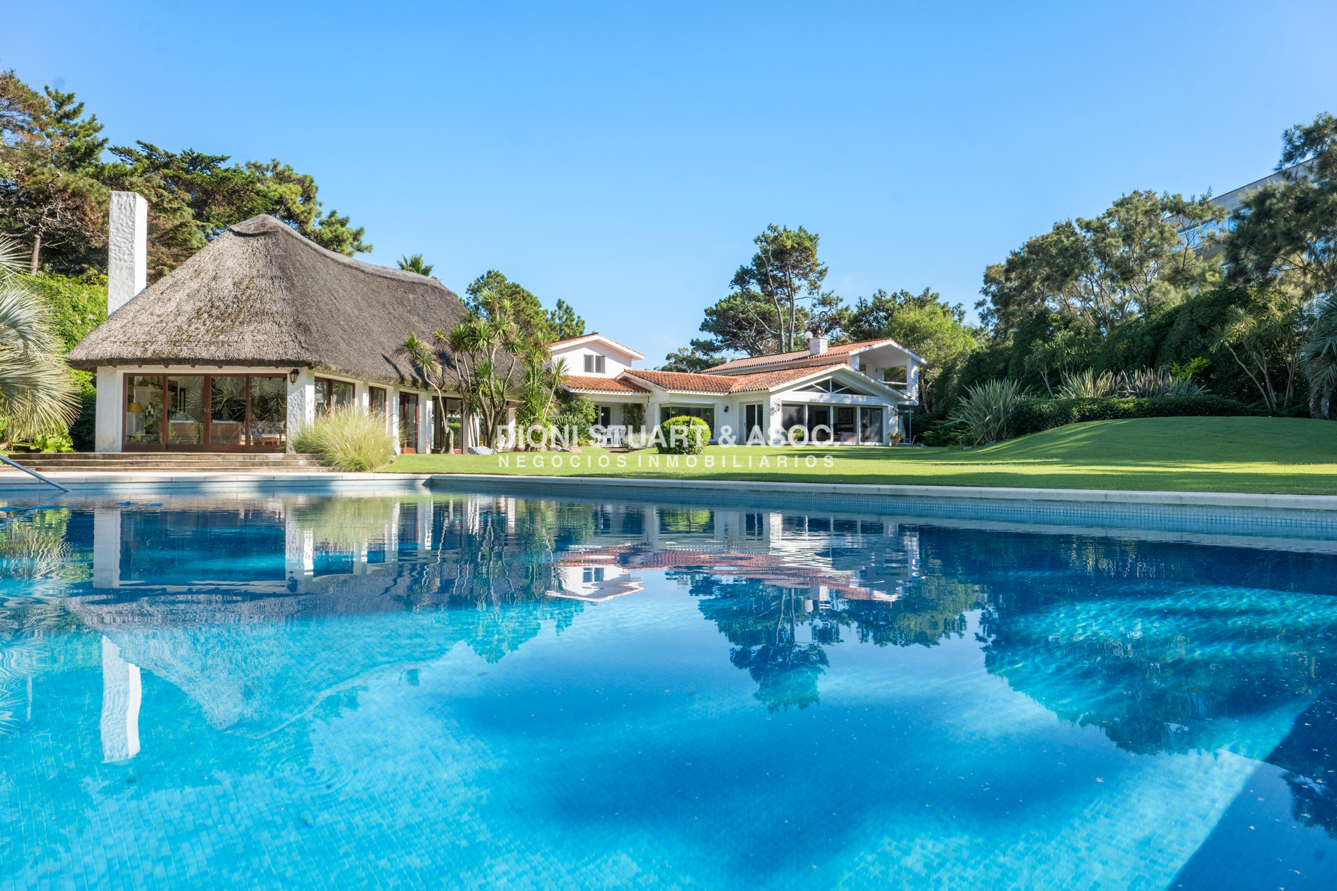 Casa ID.923 - IMPONENTE CASA EN PLAYA BRAVA - ELEGANCIA Y CONFORT