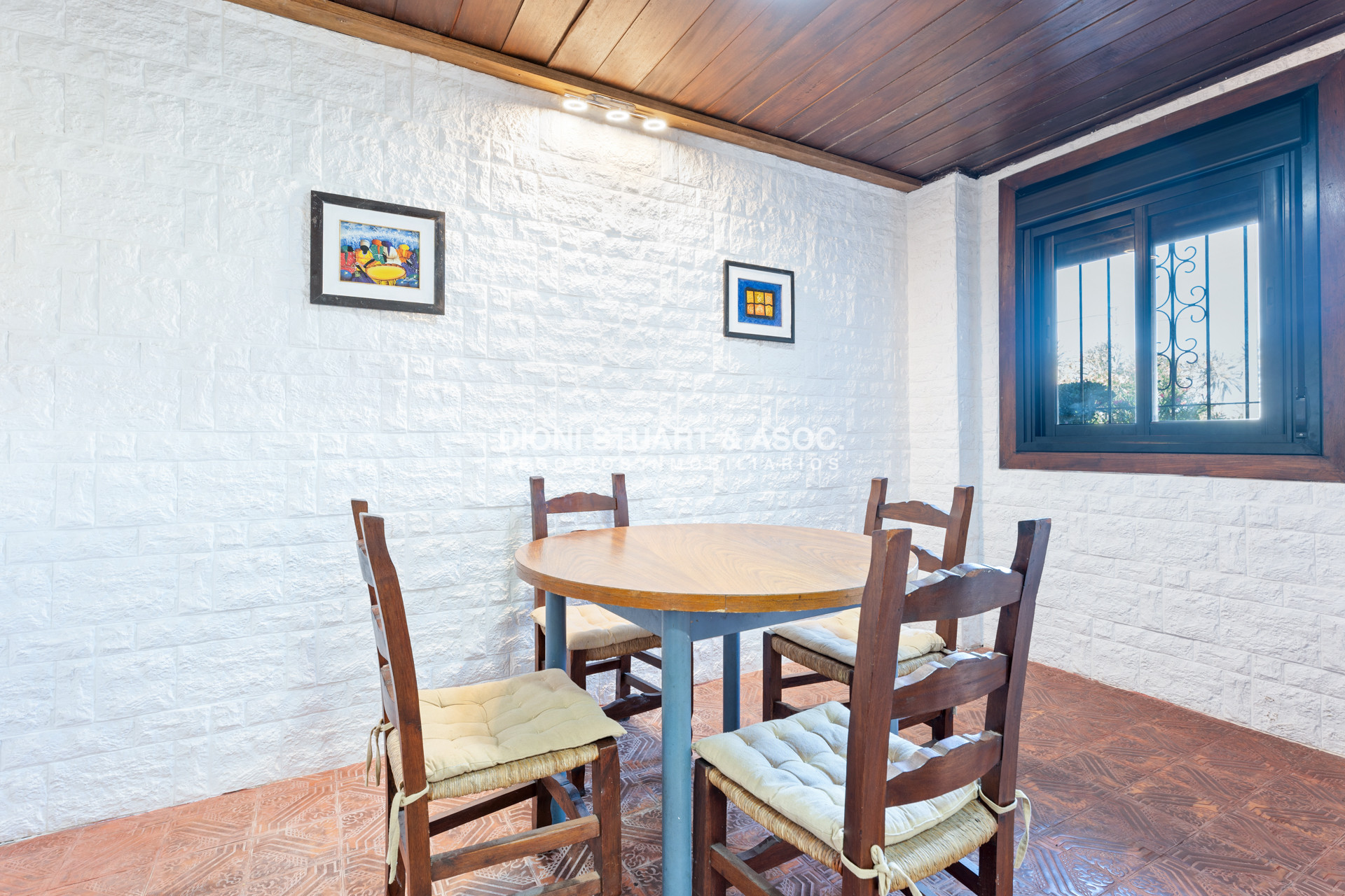 Casa ID.527 - CASA EN VENTA EN PUNTA DEL ESTE - 4 DORMITORIOS