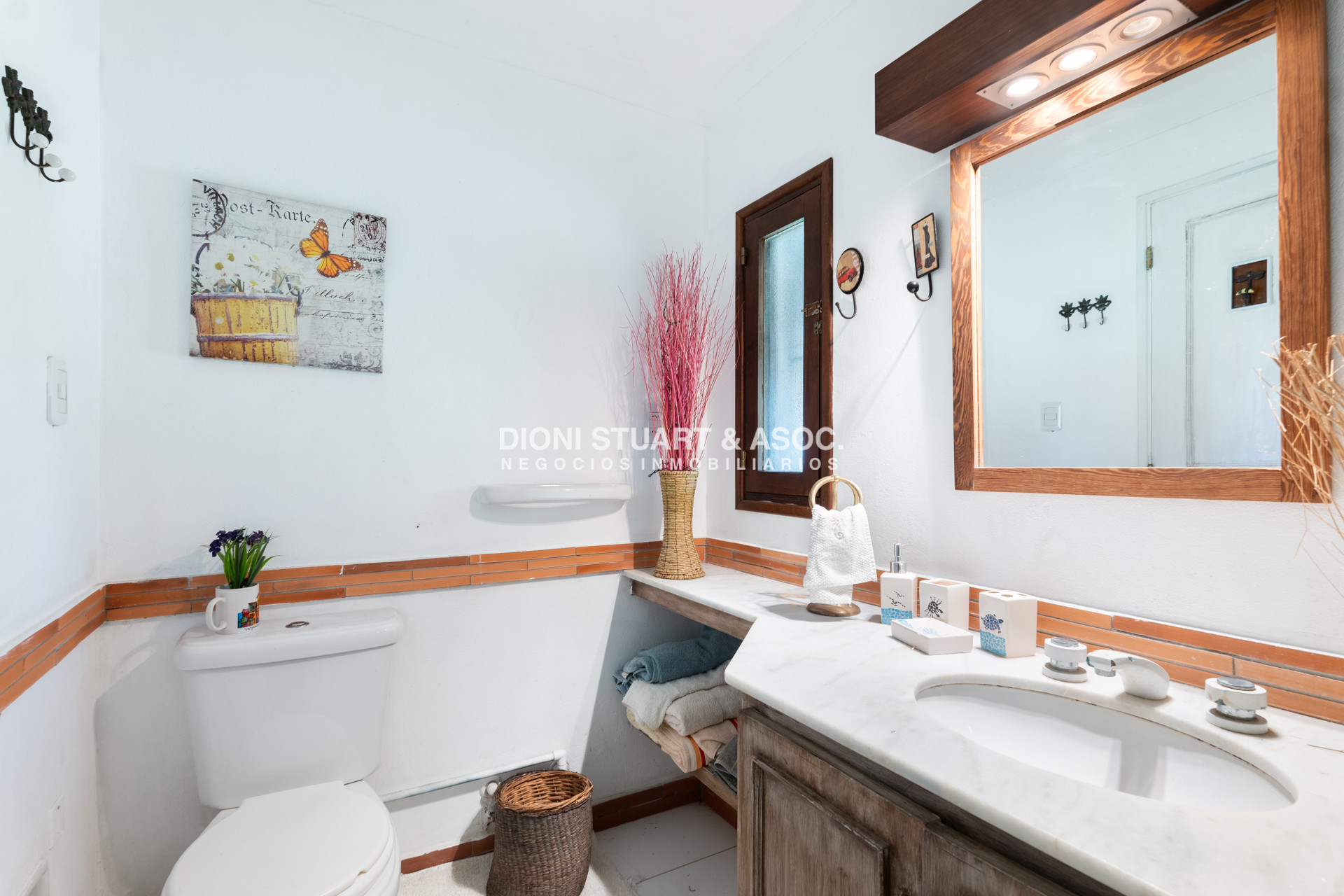 Casa ID.725 - Casa En Venta -  San Rafael - 3 Dormitorios y Dependencia