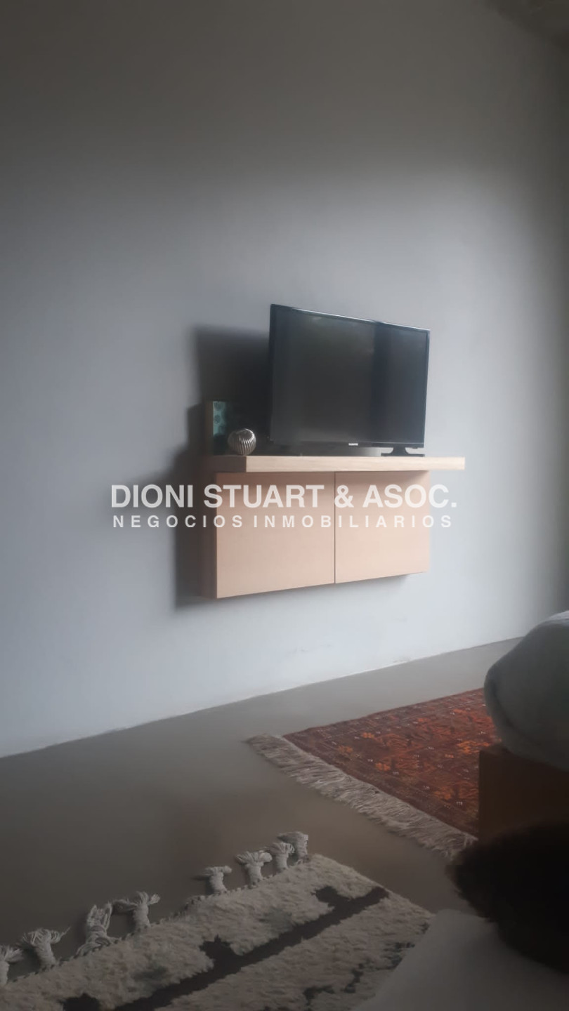 Casa ID.403 - SE VENDE CASA EN LA ALBORADA !! GRAN METRAJE !! AMPLIA Y FUNCIONAL !!