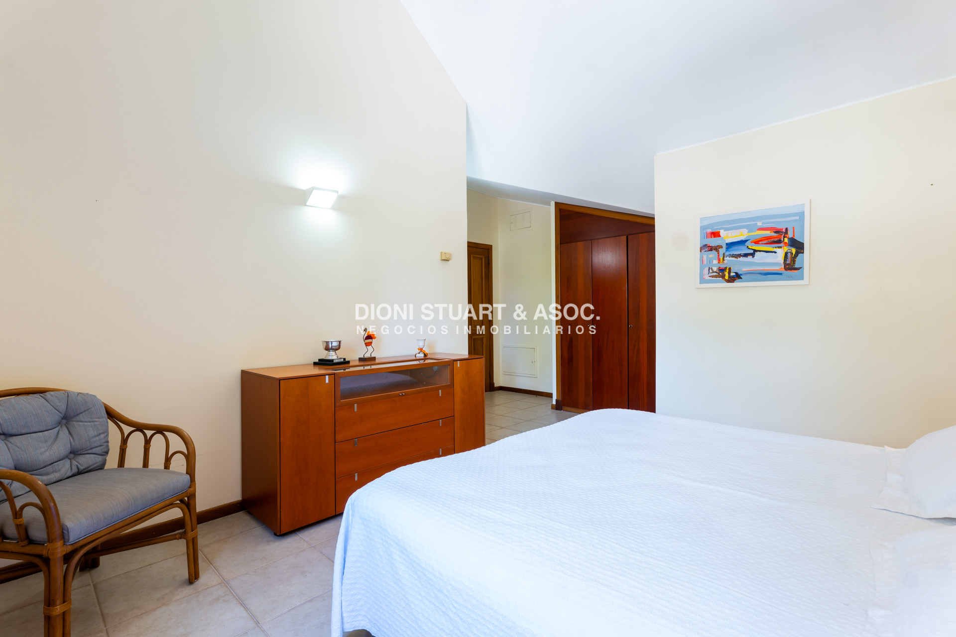 Casa ID.843 - CASA EN VENTA EN EL GOLF - INCREIBLE