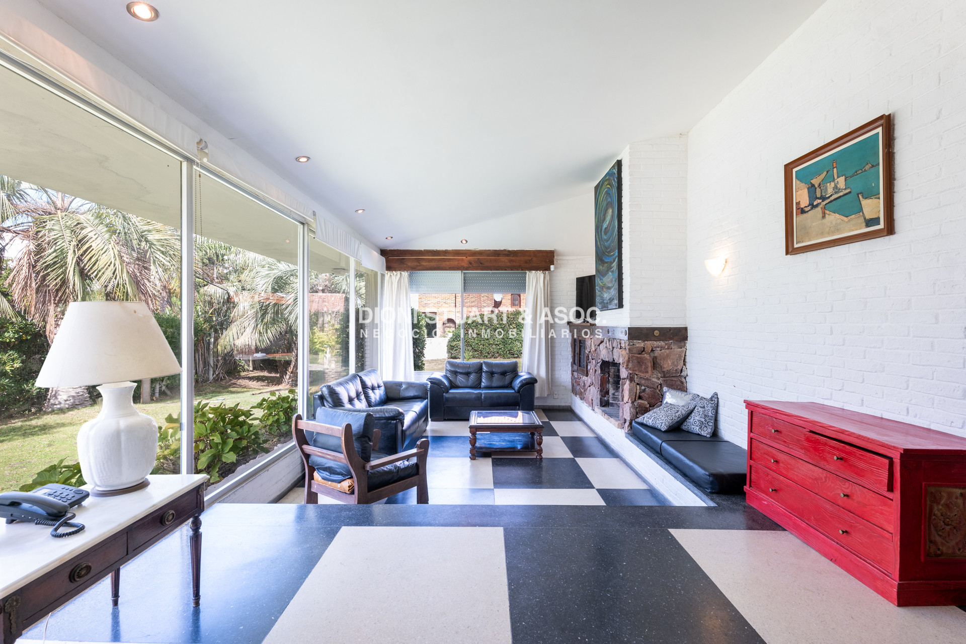 Casa ID.941 - CASA EN VENTA CERCA DEL MAR PLAYA BRAVA RINCON DEL INDIO - 4 DORMITORIOS + BARBACOA + PISCINA