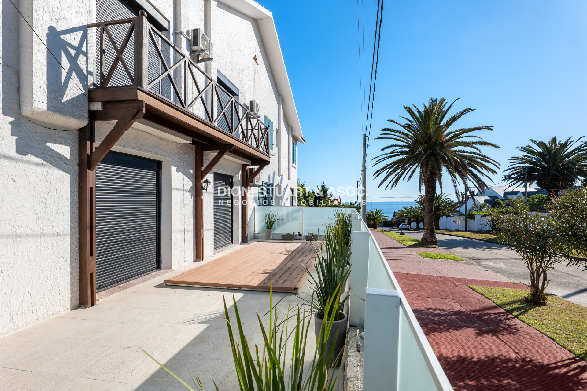 Casa ID.527 - CASA EN VENTA EN PUNTA DEL ESTE - 4 DORMITORIOS