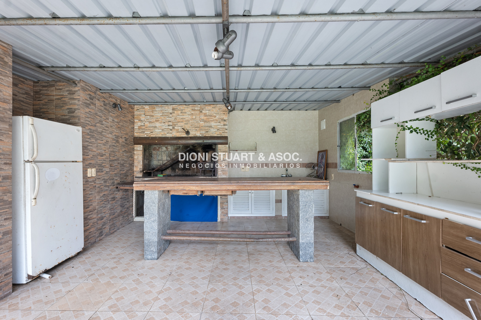 Casa ID.694 - Casa en Venta - Oportunidad - Jardines de Córdoba - 3 Dormitorios + Barbacoa + Dependencia