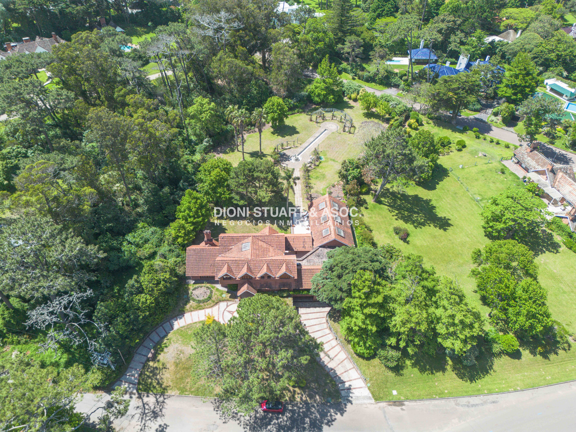 Casa ID.843 - CASA EN VENTA EN EL GOLF - INCREIBLE
