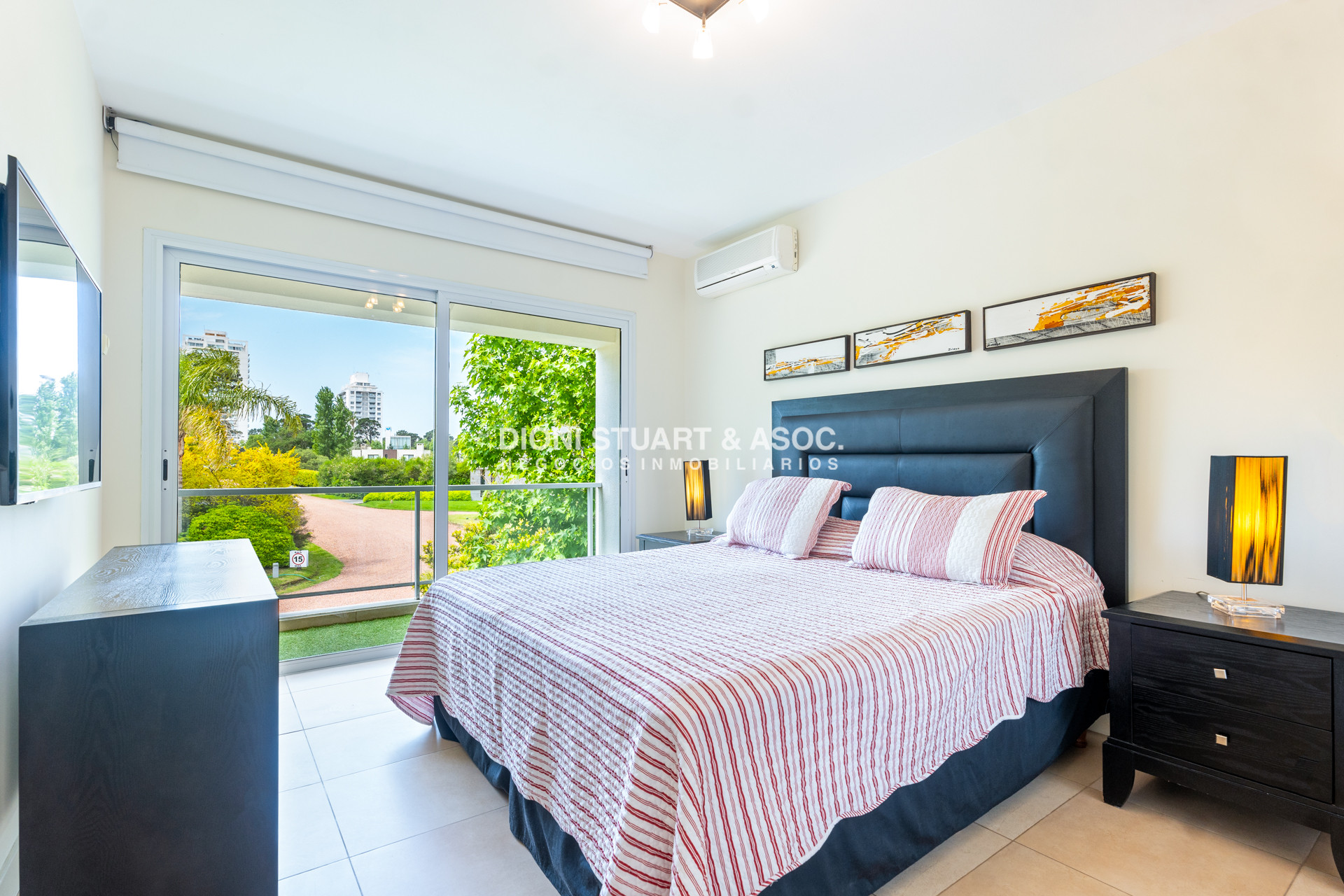 Casa ID.809 - Casa en Boluevard Park - 5 Dormitorios