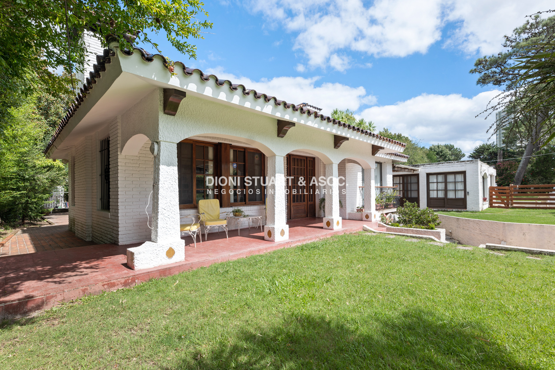 Casa ID.644 - OPORTUNIDAD - CASA EN ROOSEVELT - 5 DORMITORIOS Y 5 BAÑOS - PISCINA CLIMATIZADA